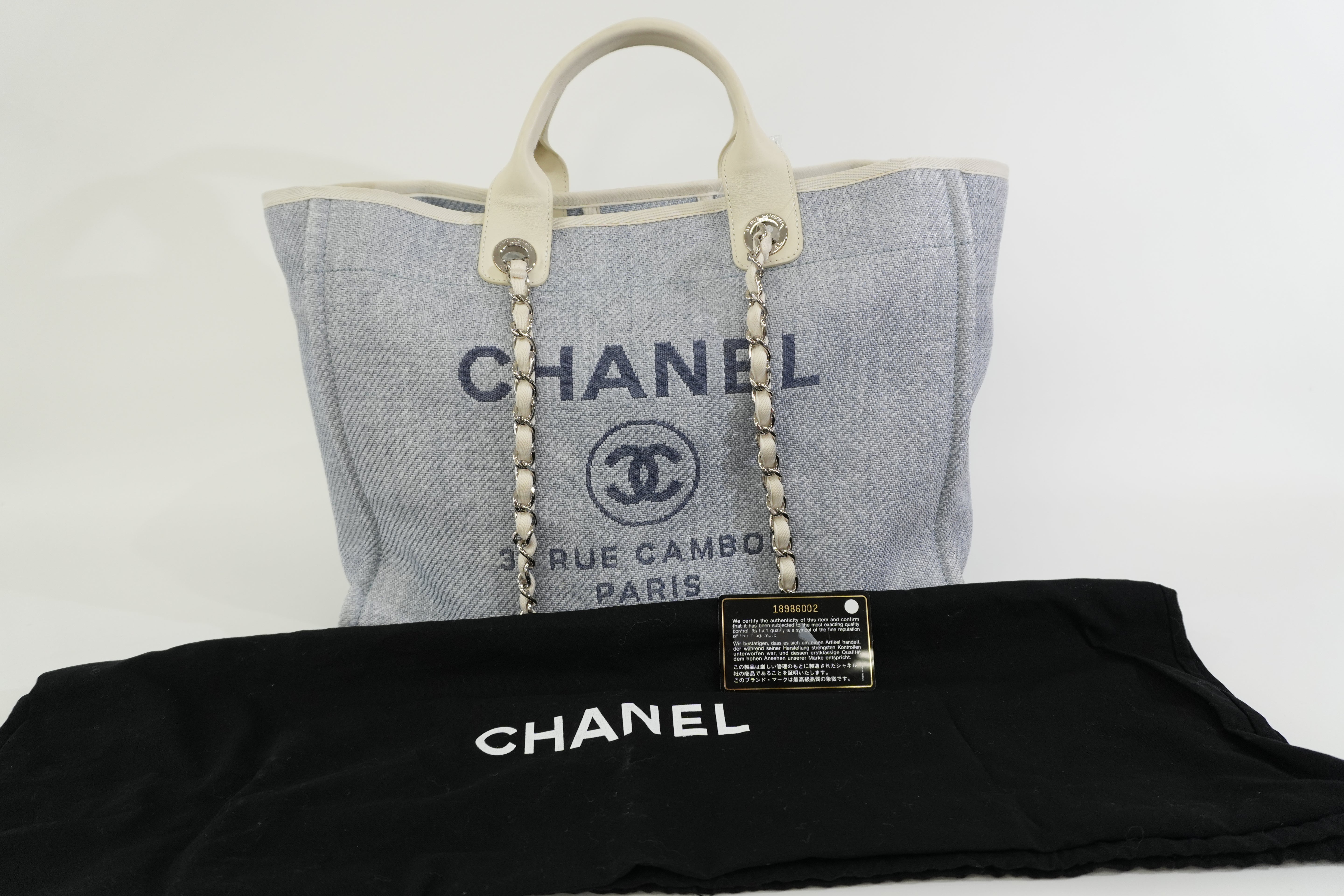 Pre-owned Chanel Raffia Deauville Tote Bag Blue and White