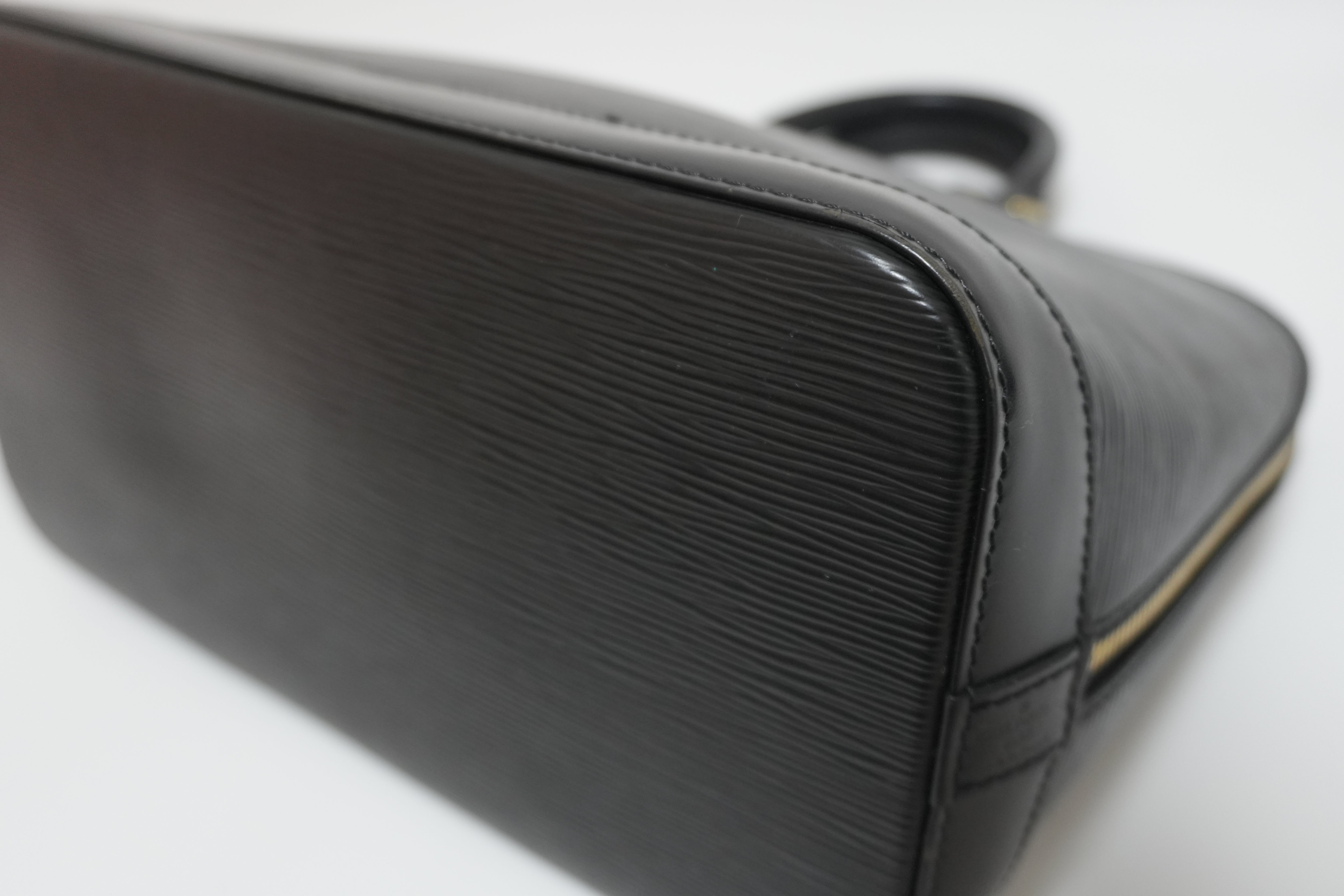 Louis Vuitton Epi Alma PM Handbag Black Used