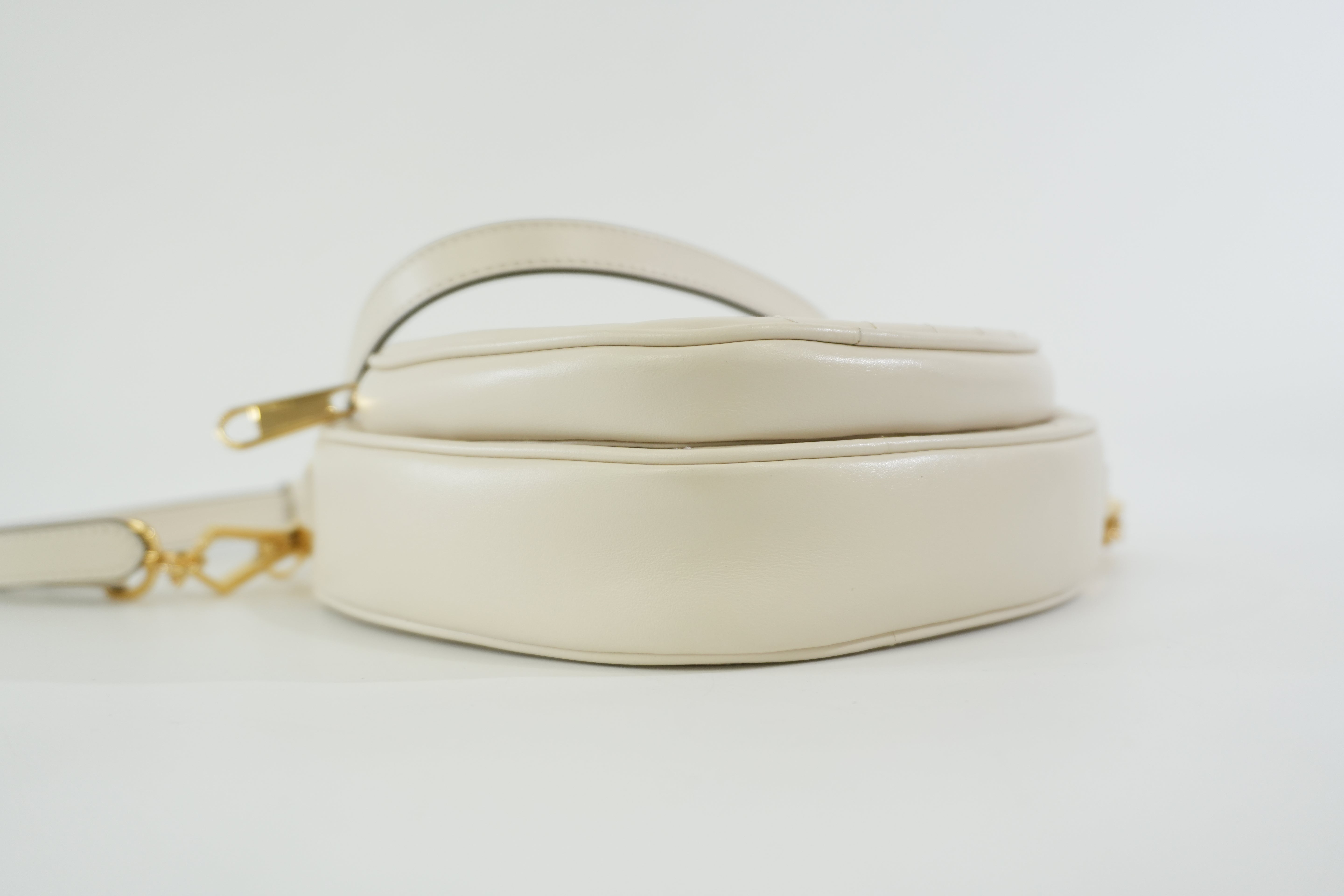Pre-owned Gucci Heart Shoulder Bag White