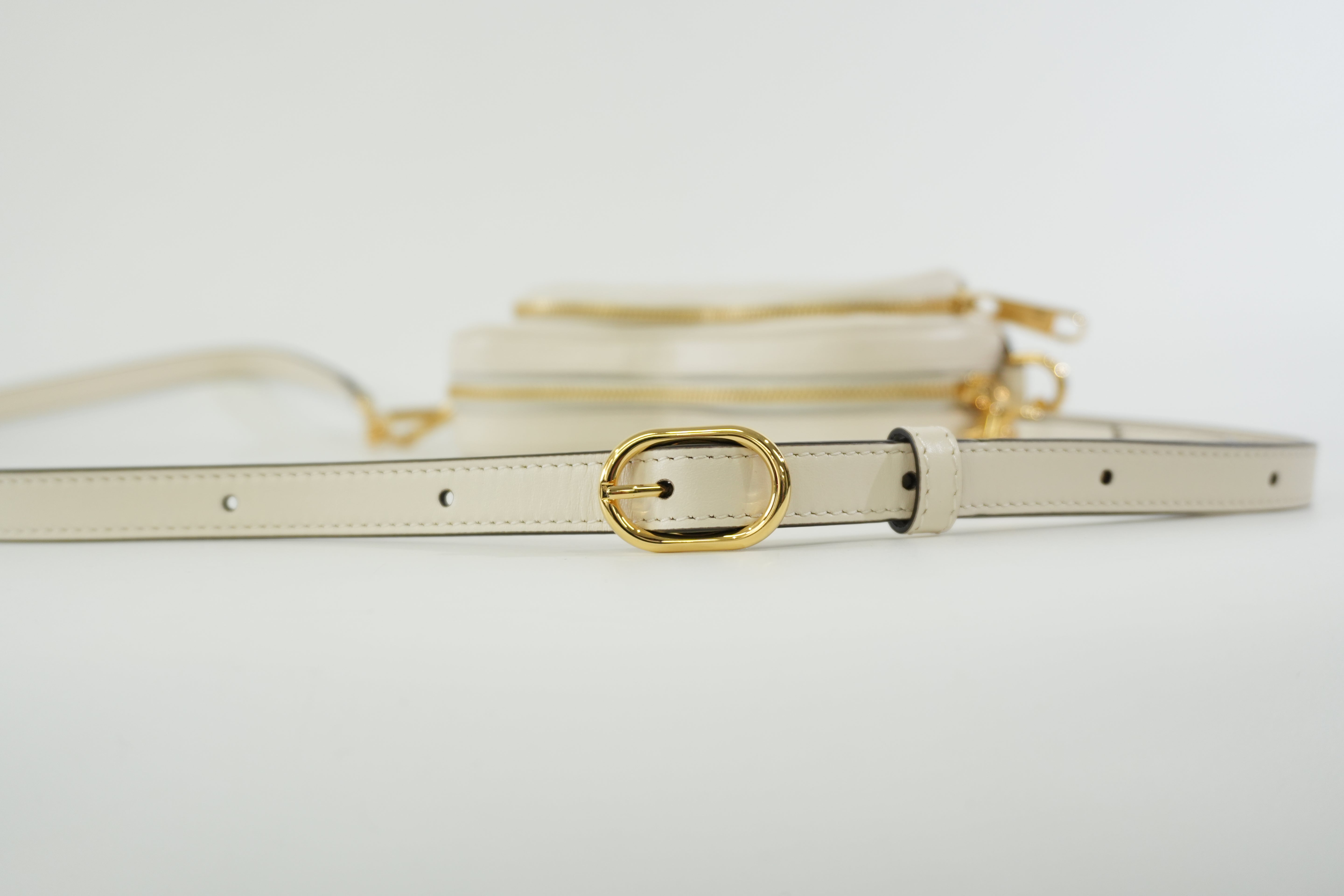 Pre-owned Gucci Heart Shoulder Bag White