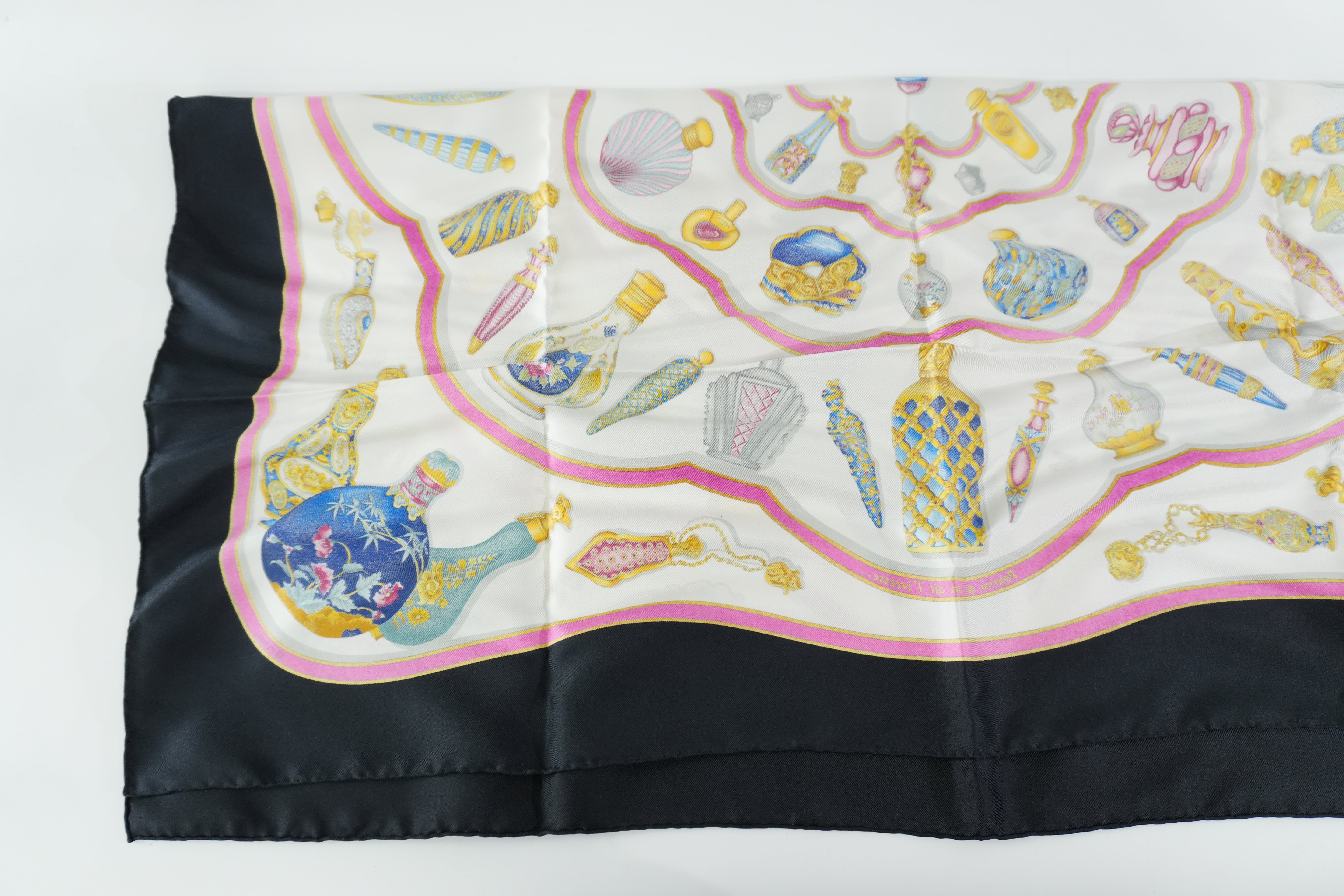 Pre-owned Hermes Scarf Black and Pink