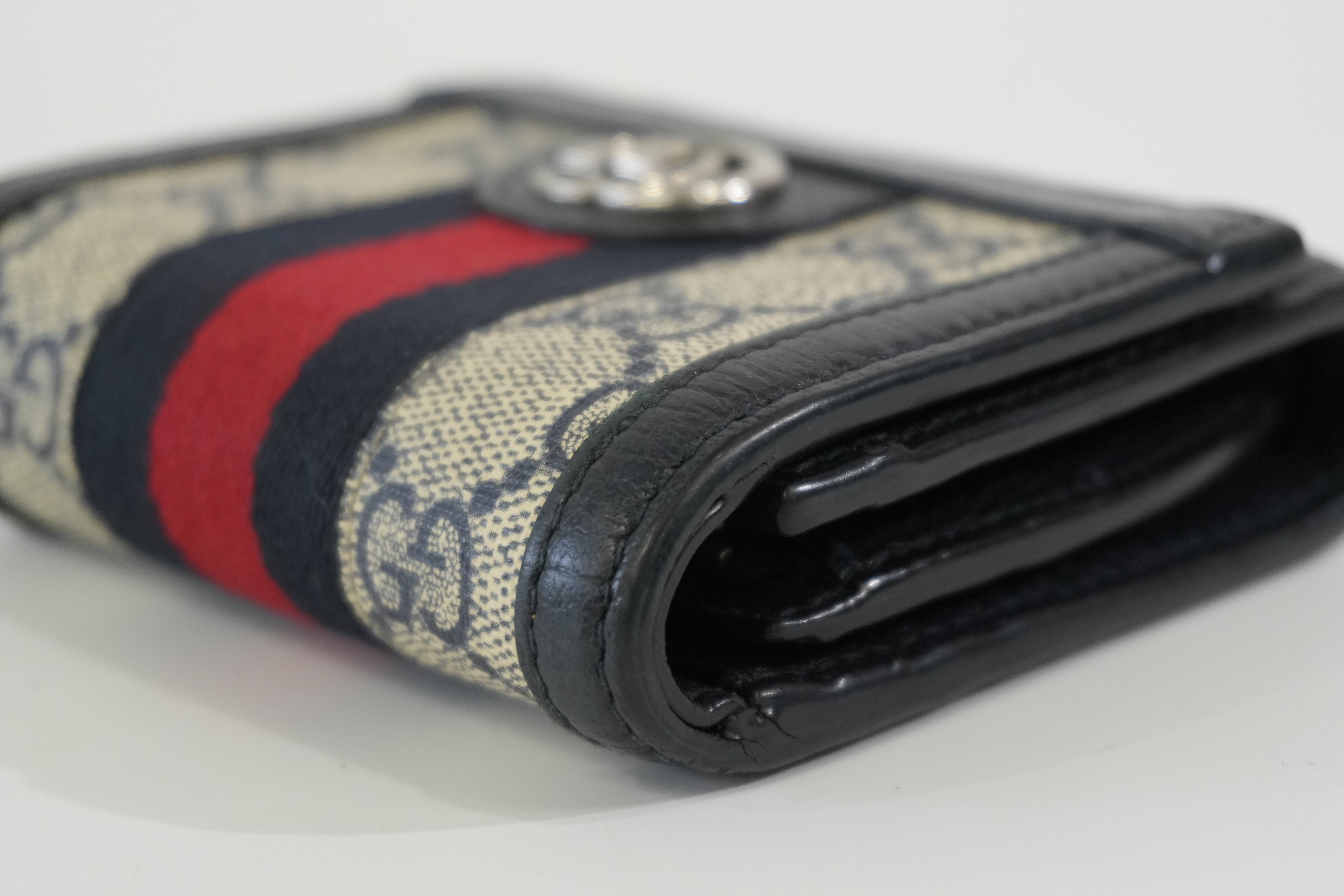 Pre-owned Gucci Guccisima Compact Wallet Blue