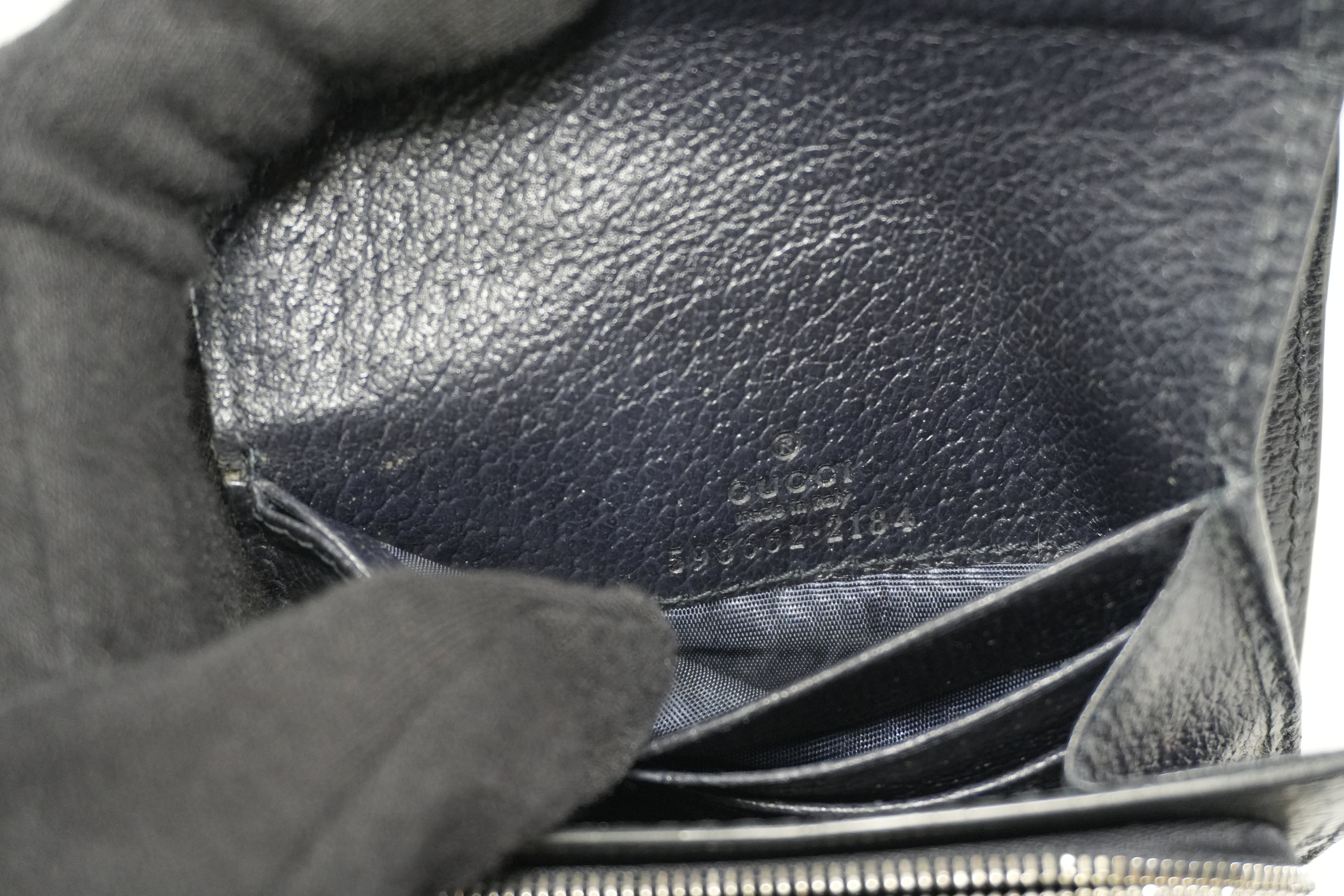 Pre-owned Gucci Guccisima Compact Wallet Blue