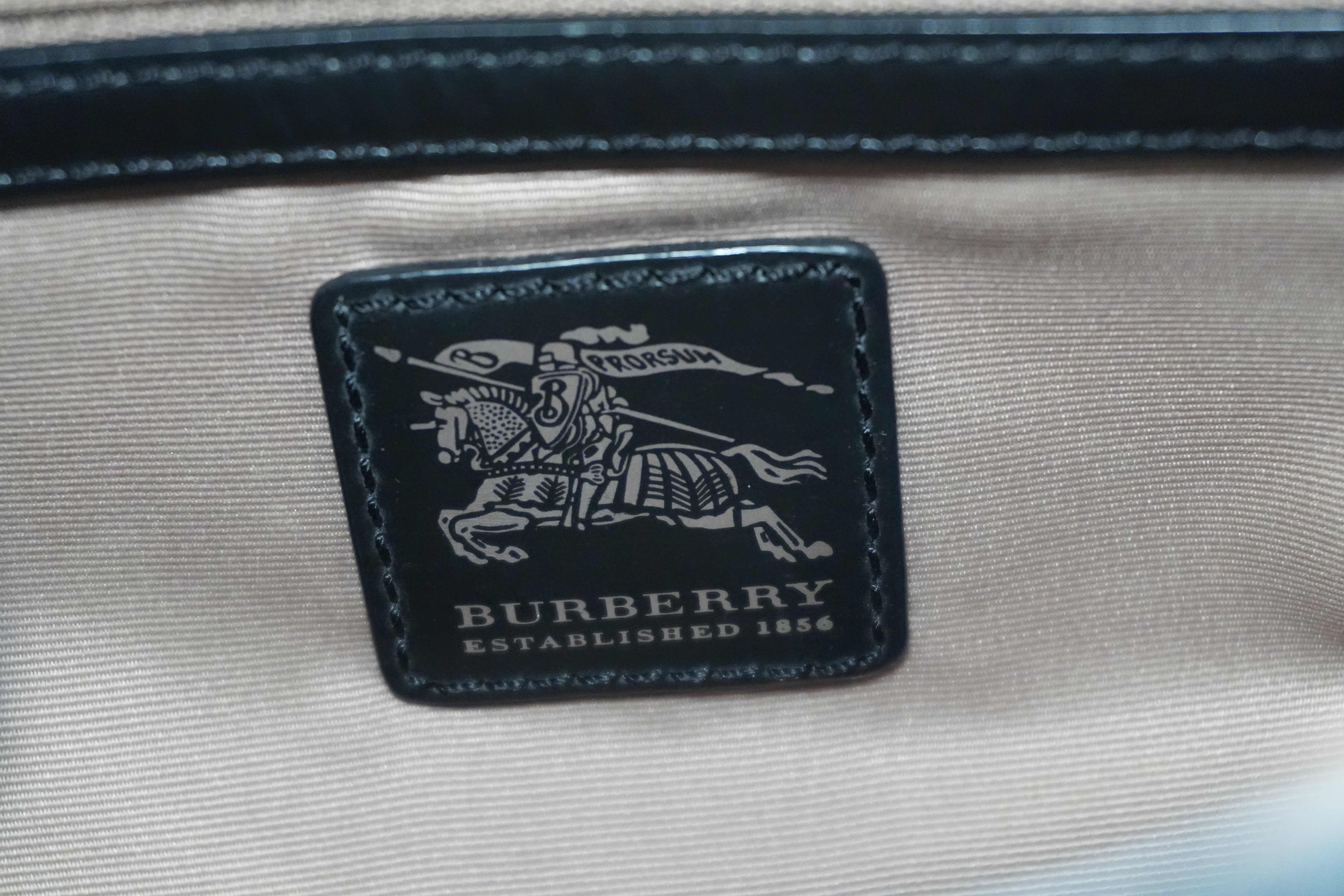 Pre-owned Burberry Nova Check Hobo Shoulder Bag Beige