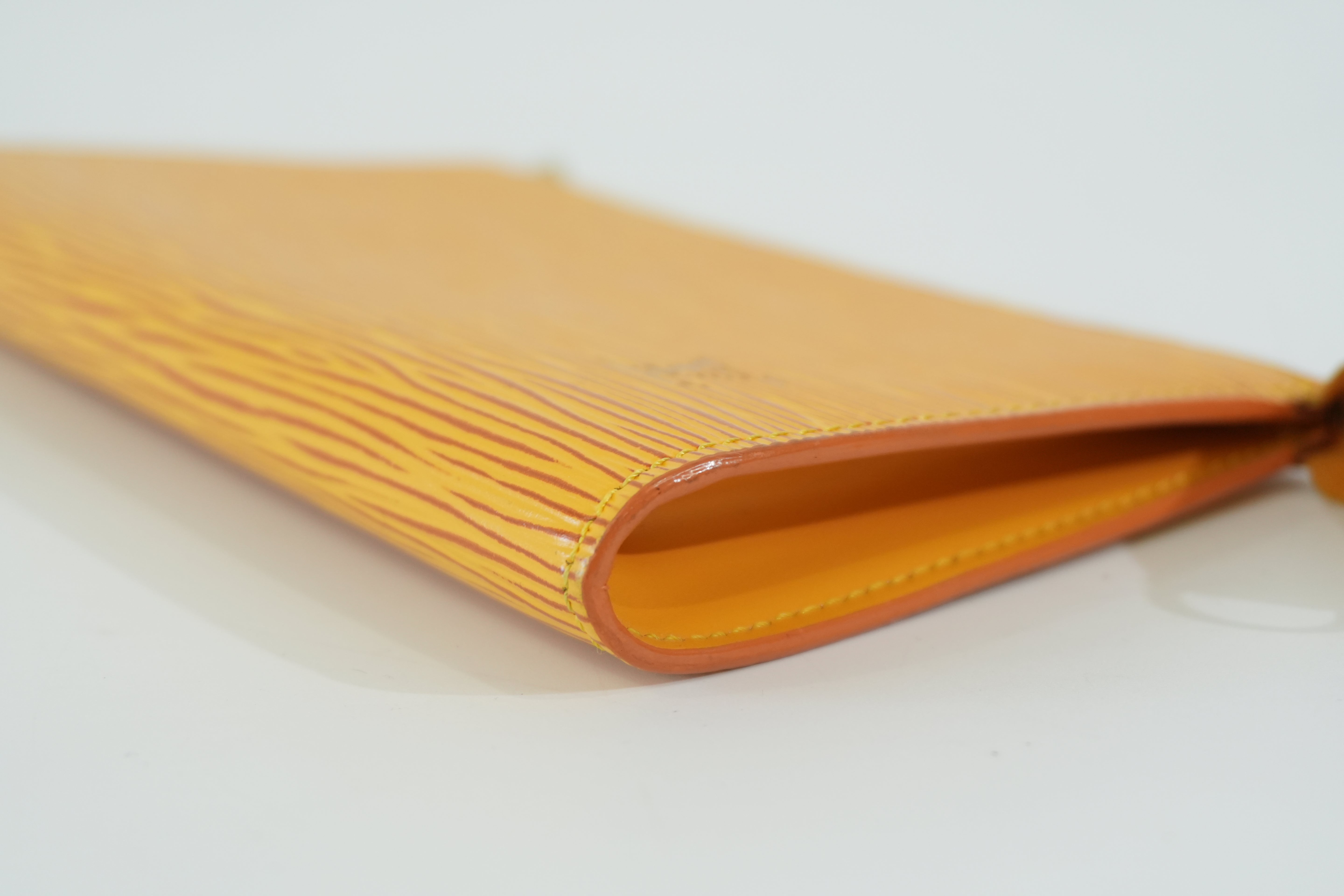 Pre-owned Louis Vuitton Epi Pochette Accessories without Strap Yellow