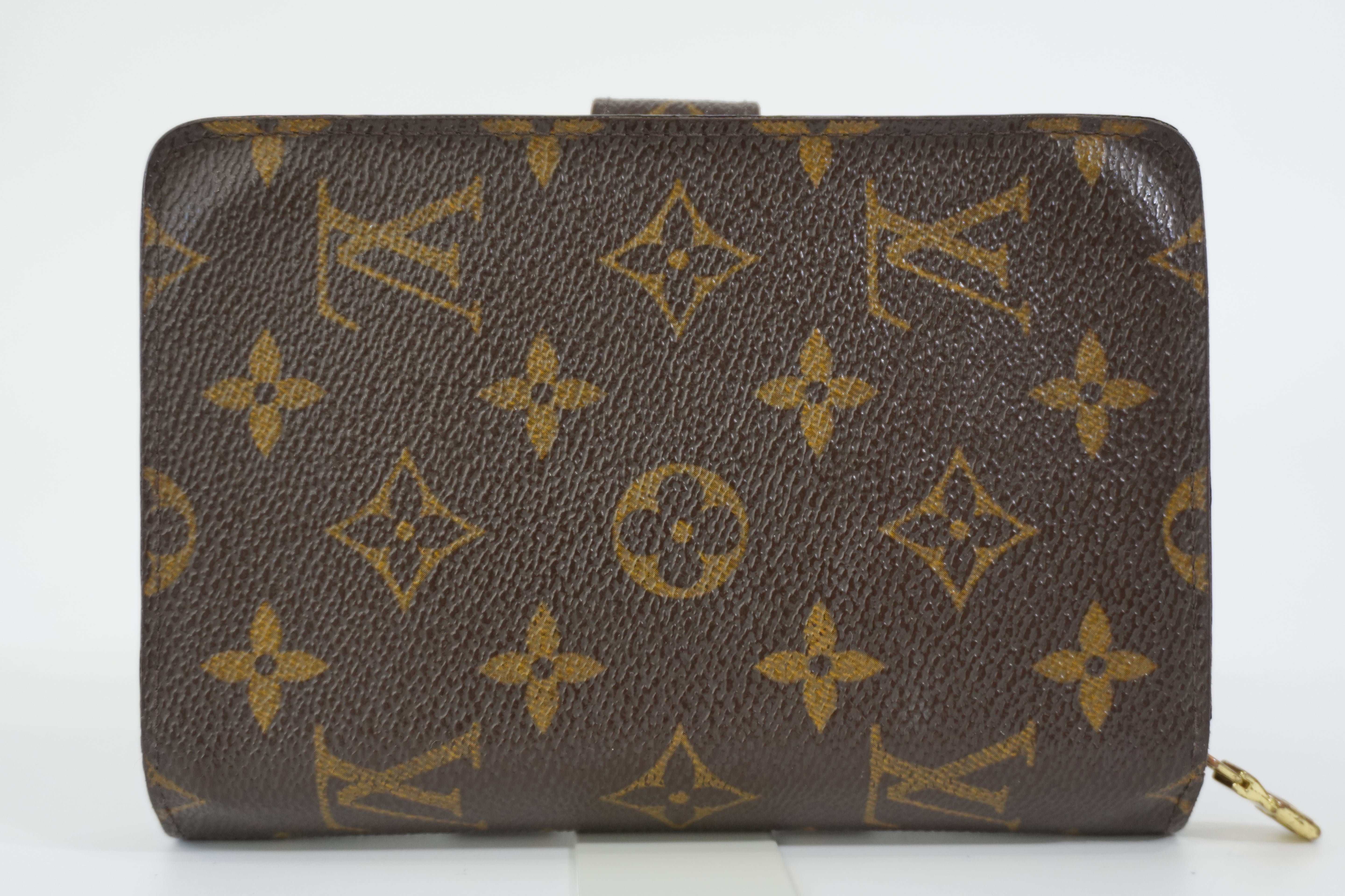Pre-owned Louis Vuitton Monogram Short Wallet