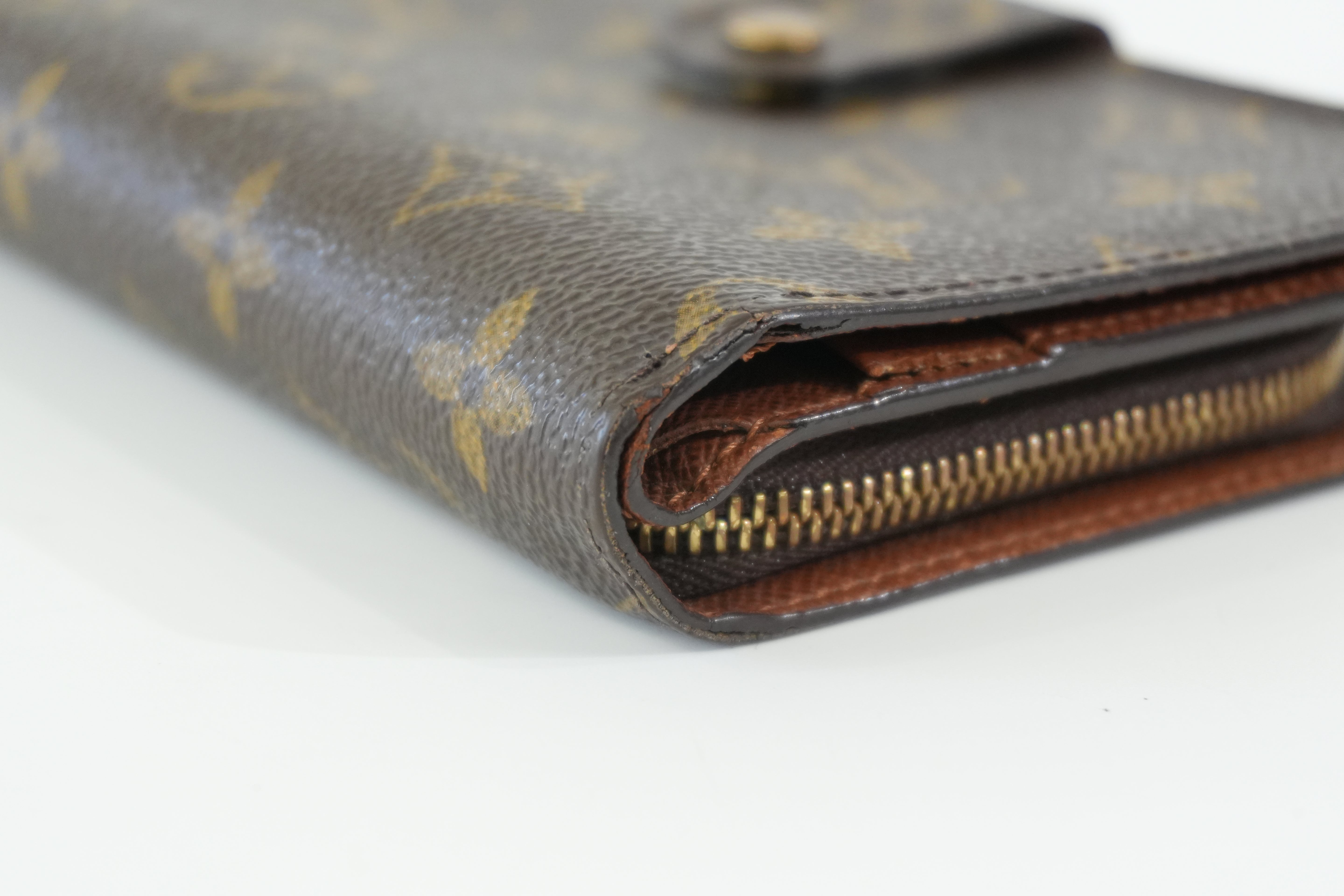 Pre-owned Louis Vuitton Monogram Short Wallet