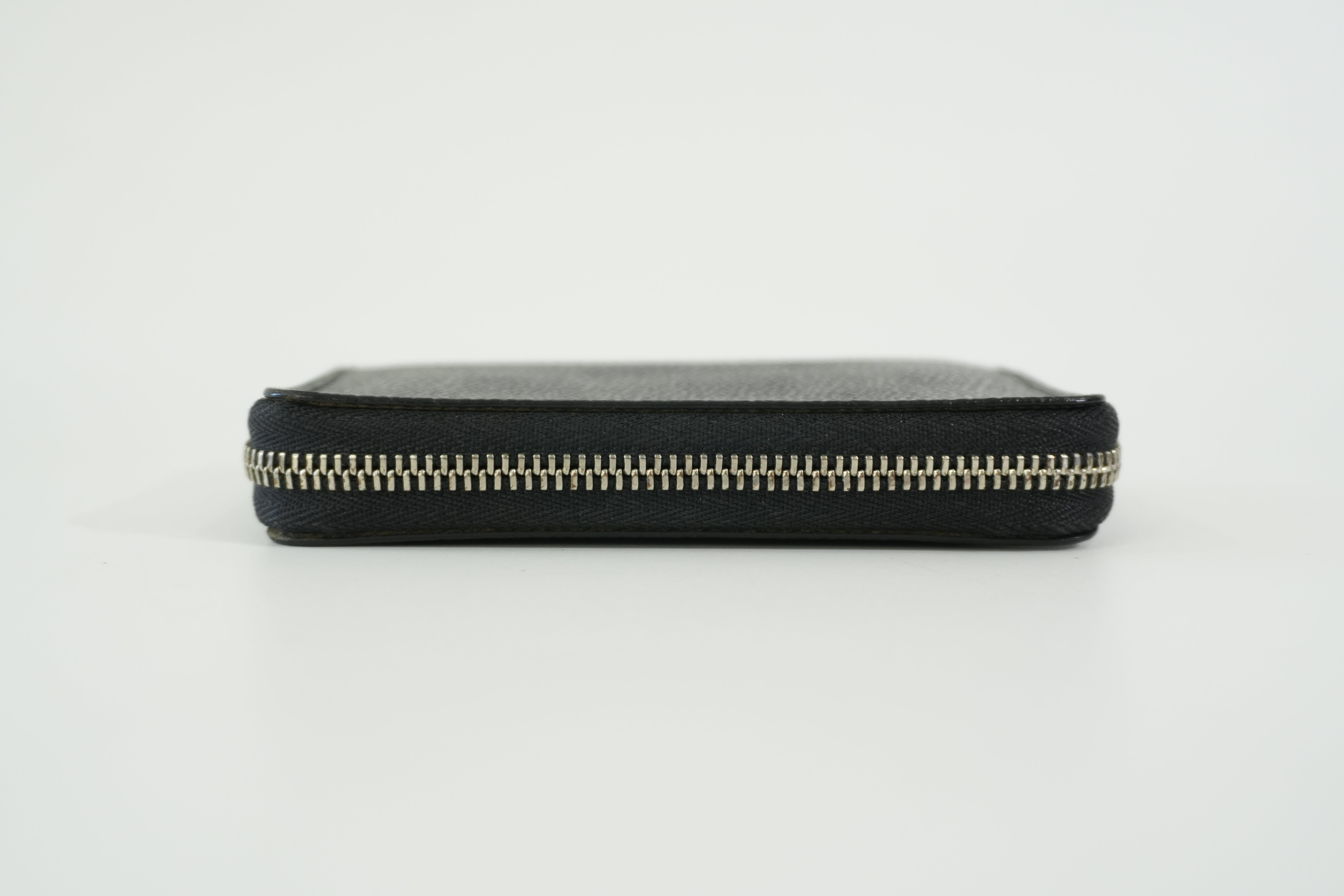 Pre-owned Louis Vuitton Damier Graphite Zippy Card Case