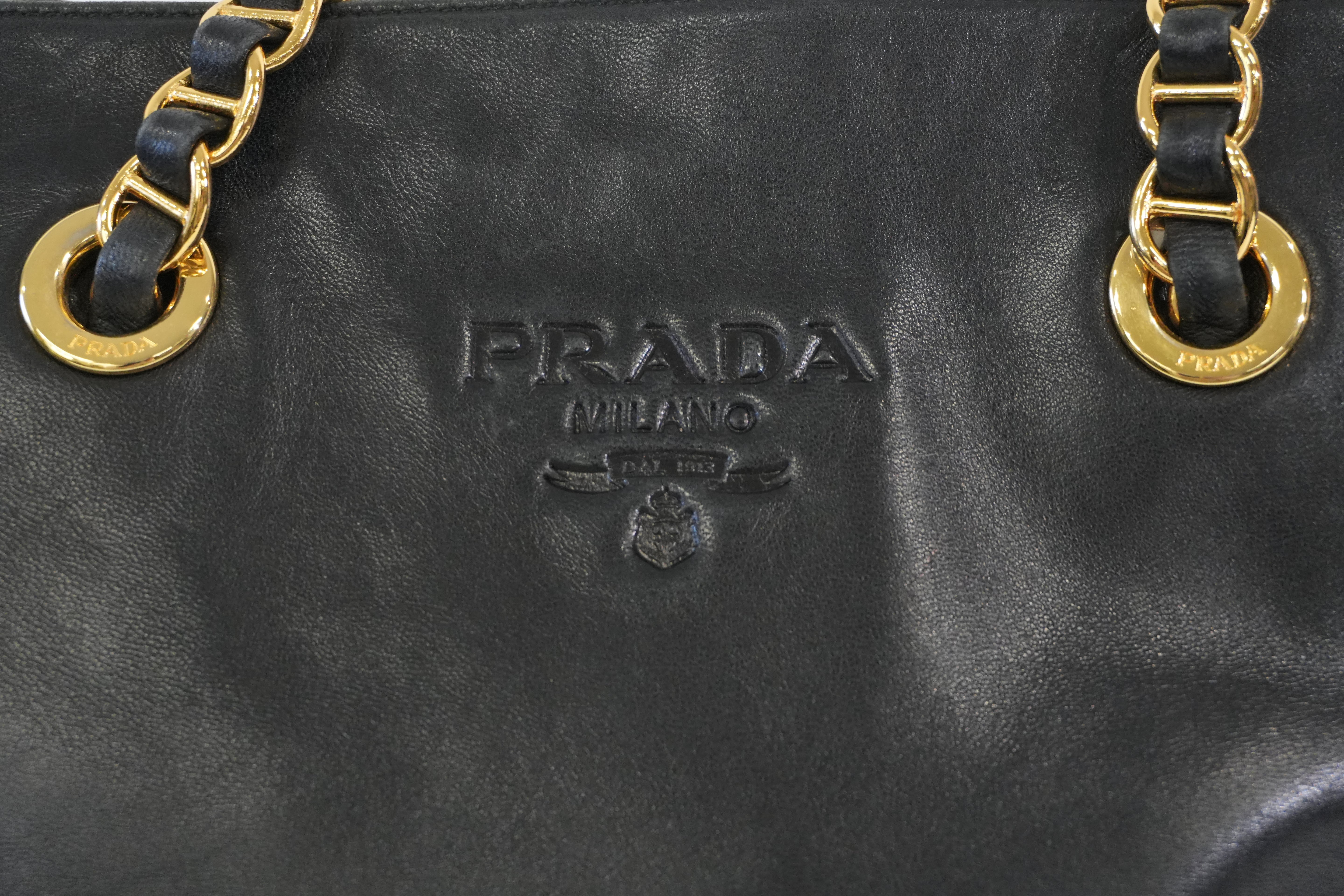 Pre-owned Prada Chain Shoulder Bag Black