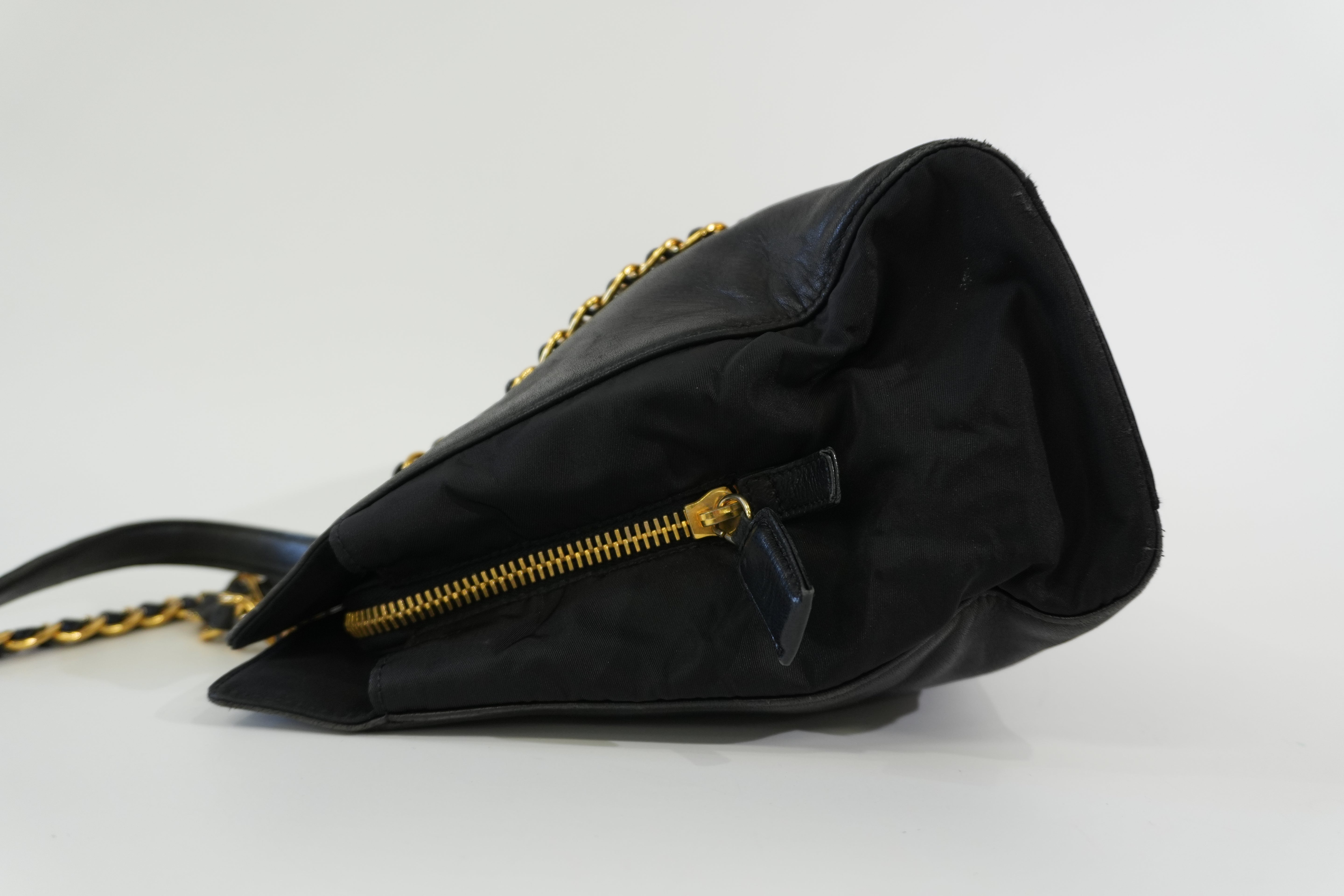 Pre-owned Prada Chain Shoulder Bag Black