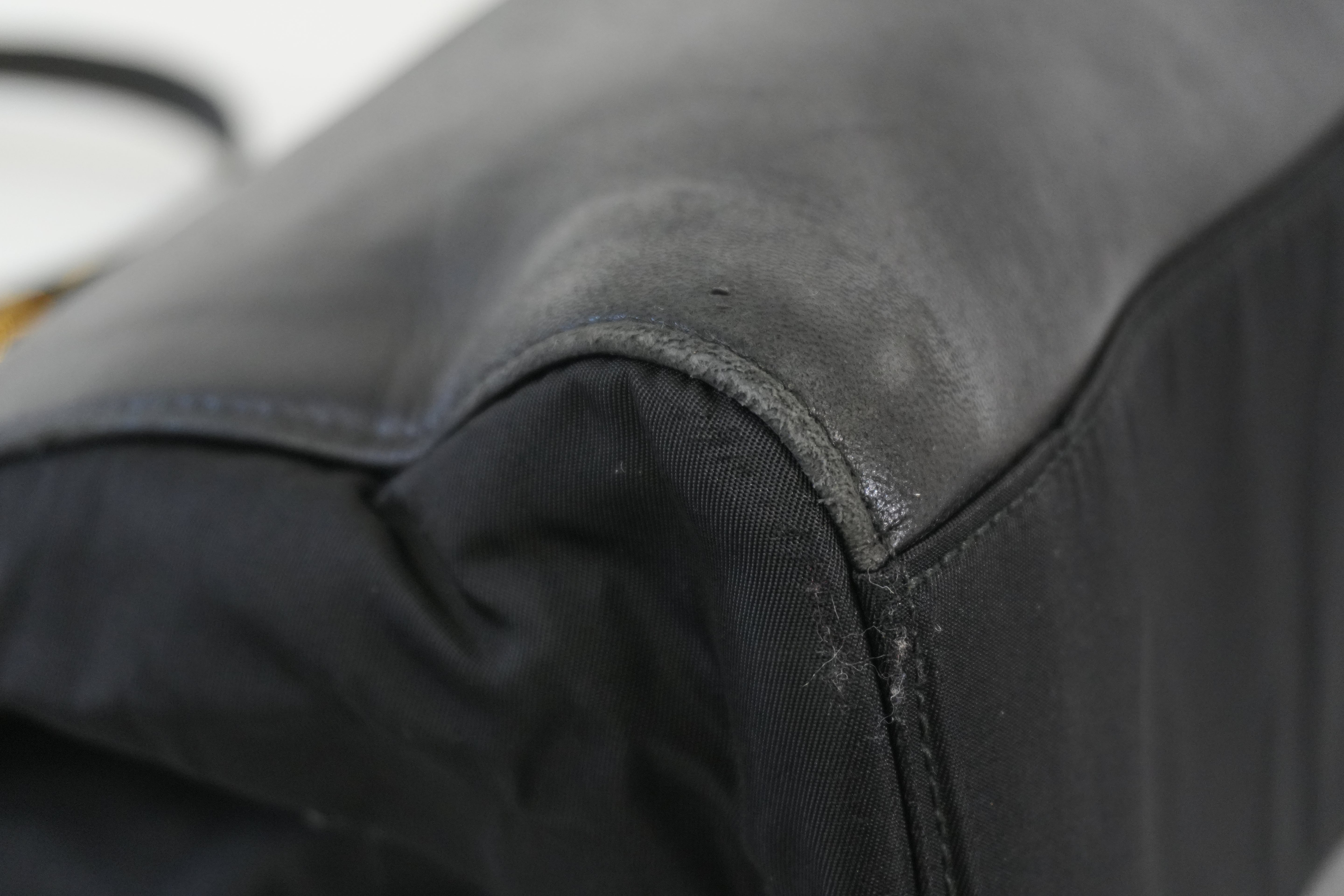 Pre-owned Prada Chain Shoulder Bag Black