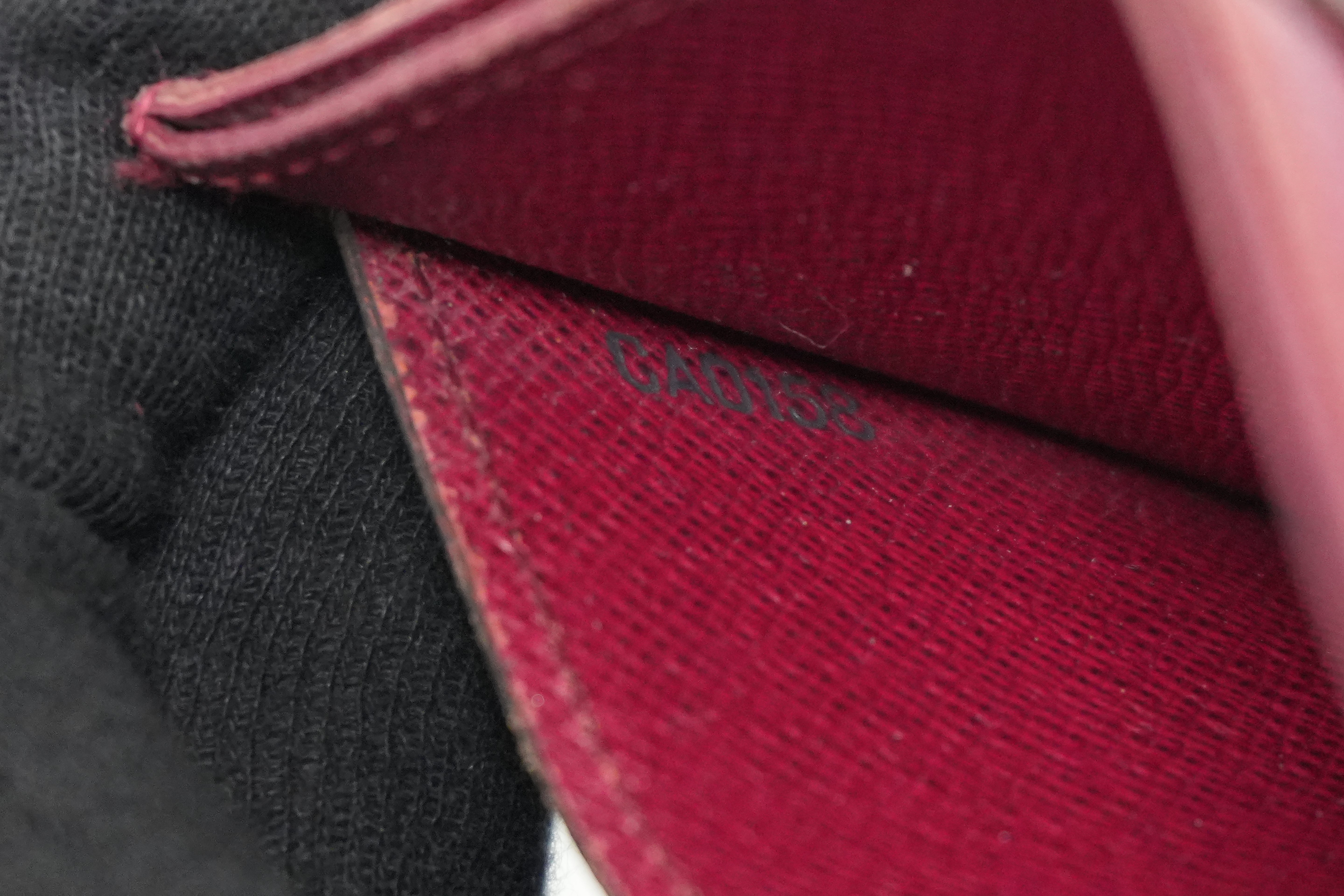 Pre-owned Louis Vuitton Monogram Card Case Rauge Fauviste