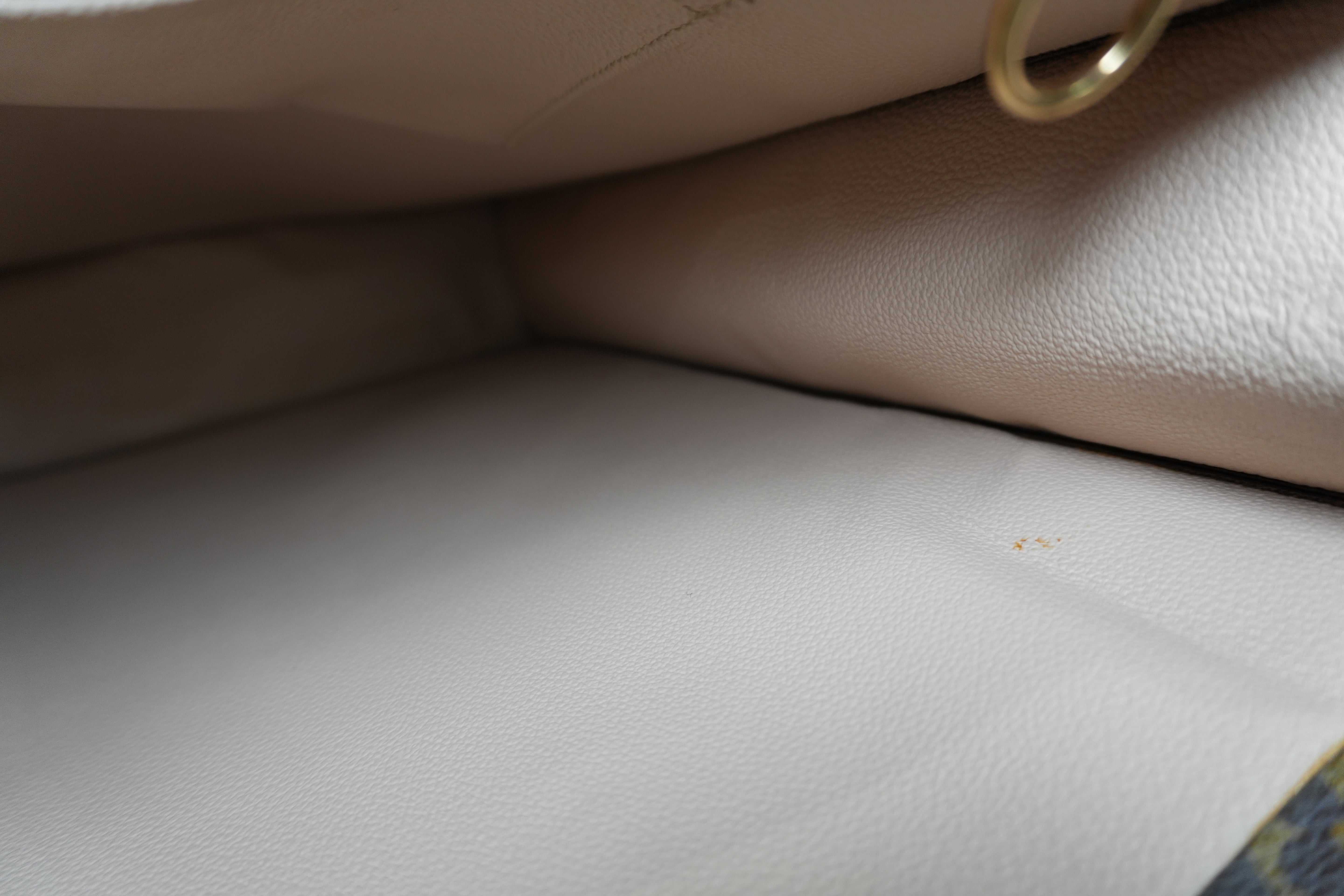 Pre-owned Louis Vuitton Monogram Sac Plat Handbag