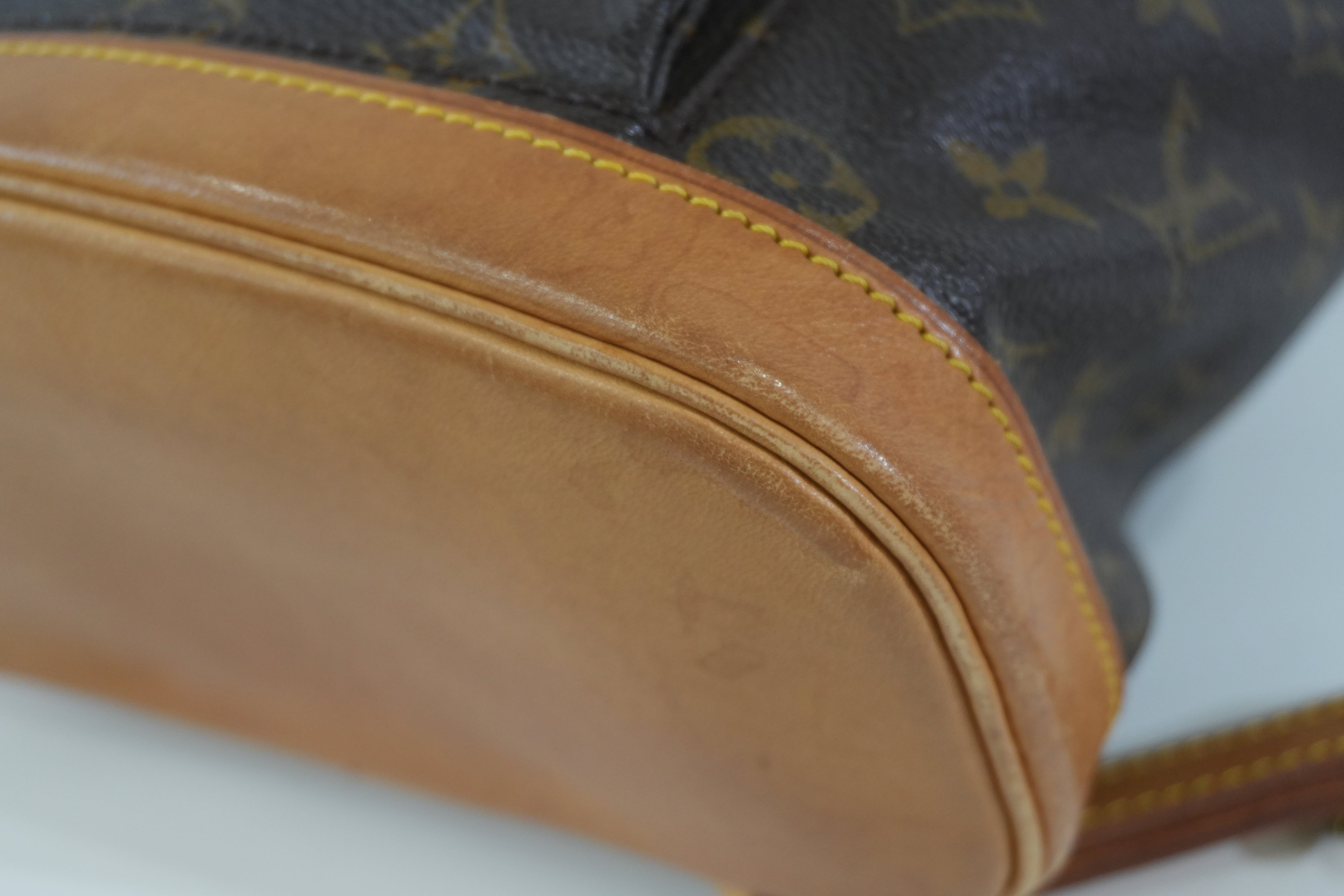 Pre-owned Louis Vuitton Monogram Montsouris MM Backpack