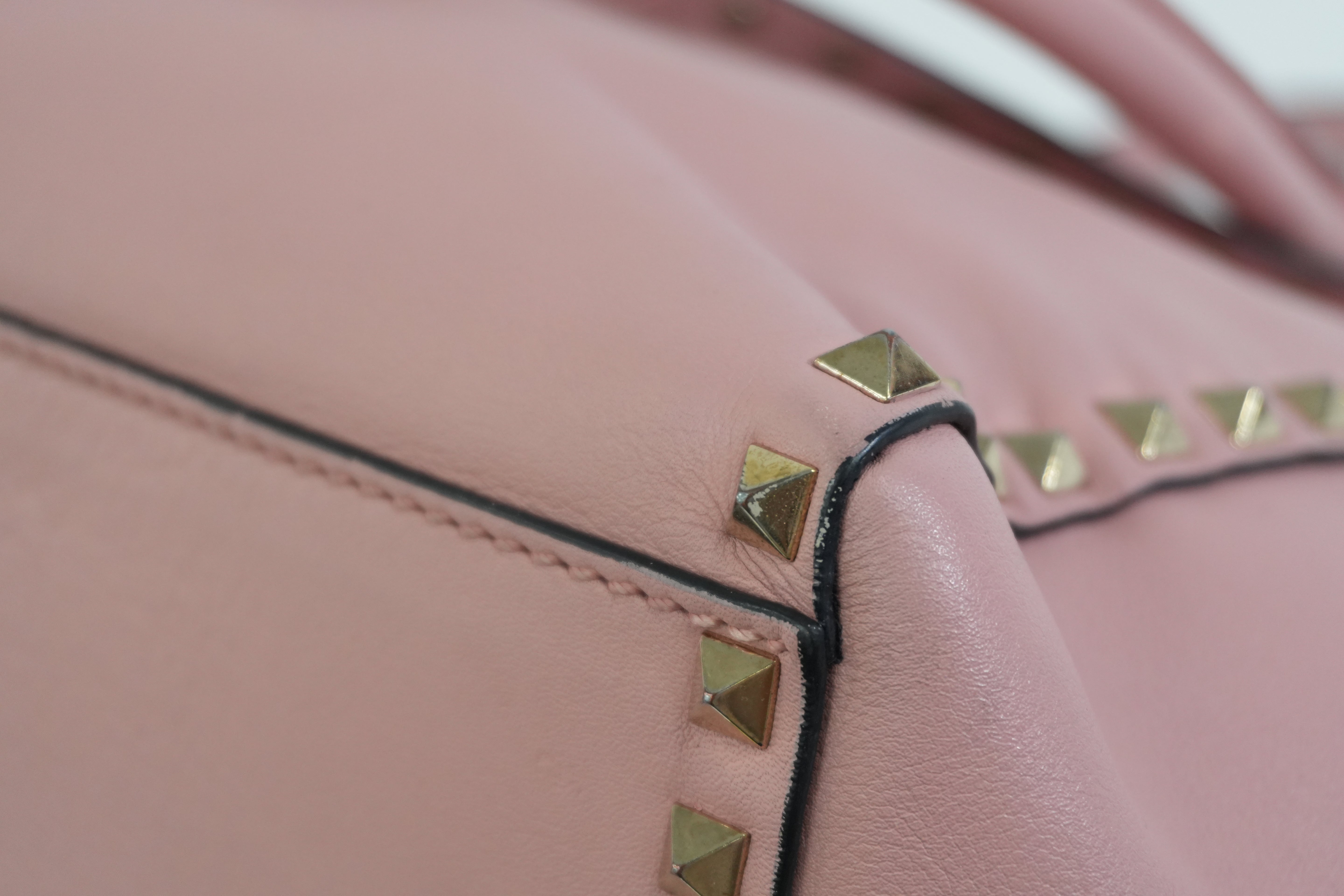 Pre-owned Valentino Two Way Studded Shoulder Bag Pink