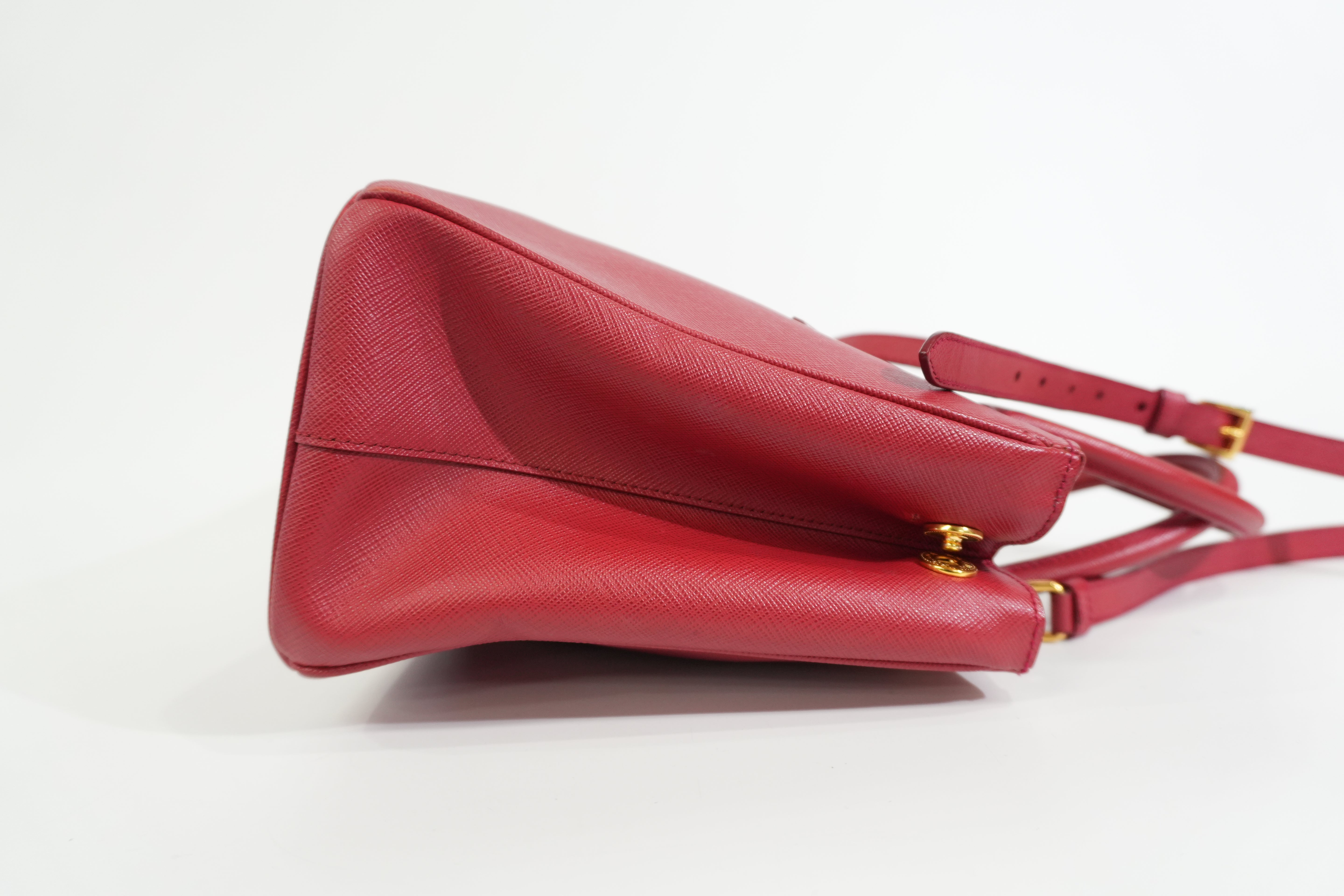 Pre-owned Prada Saffiano Lux Two Way Shoulder Bag Red