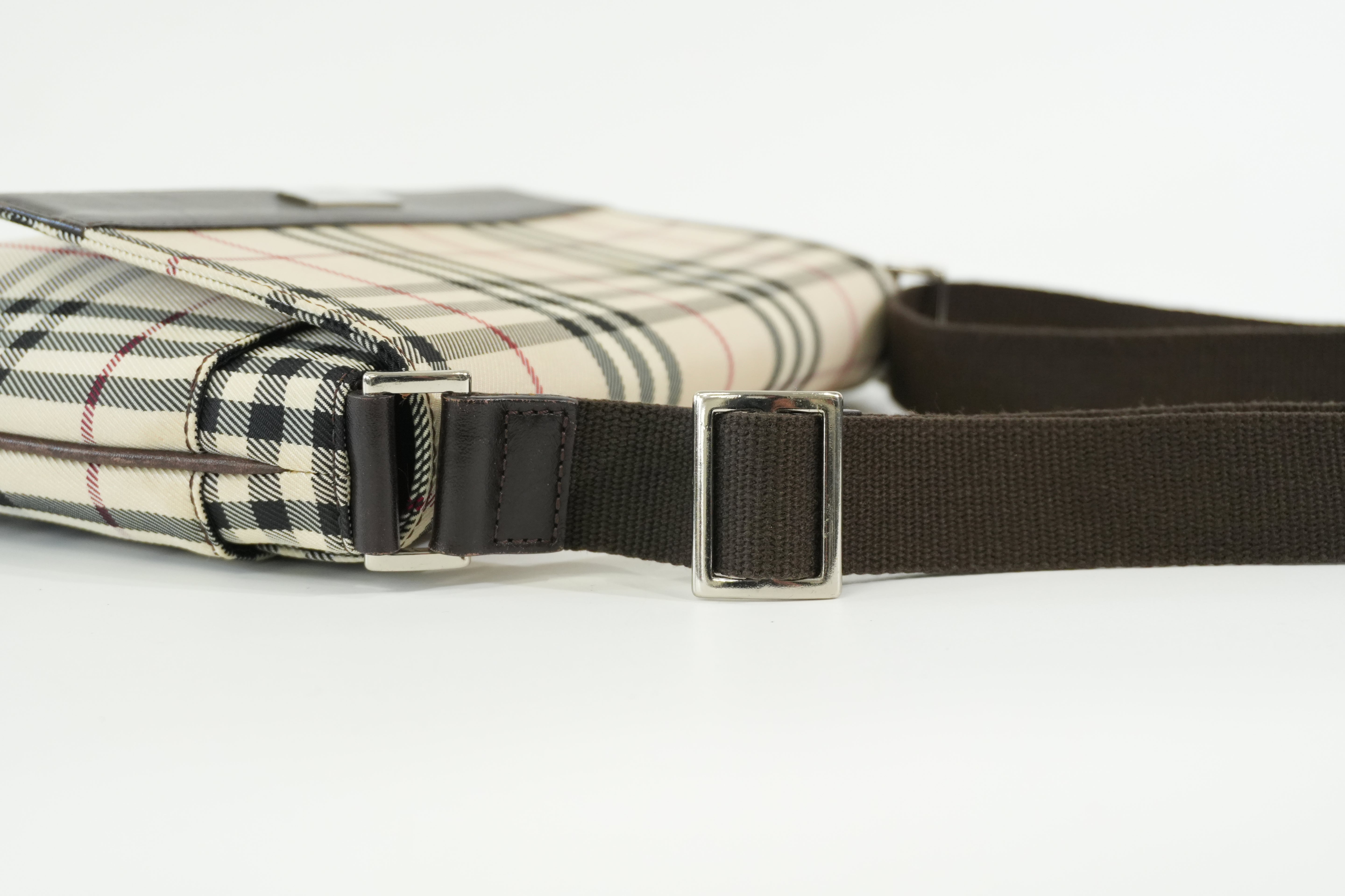 Pre-owned Burberry Nova Check Shoulder Bag Beige