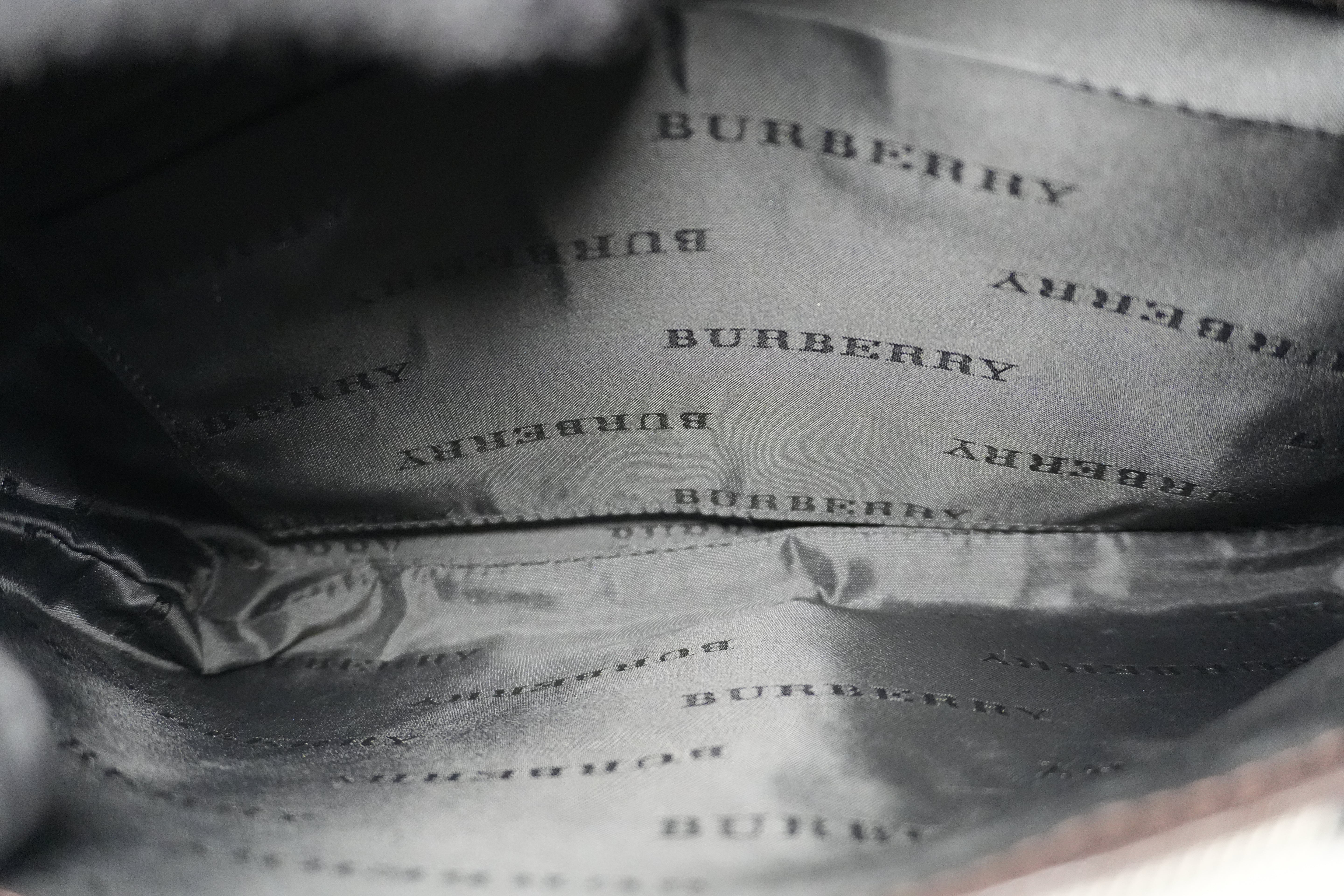 Pre-owned Burberry Nova Check Shoulder Bag Beige