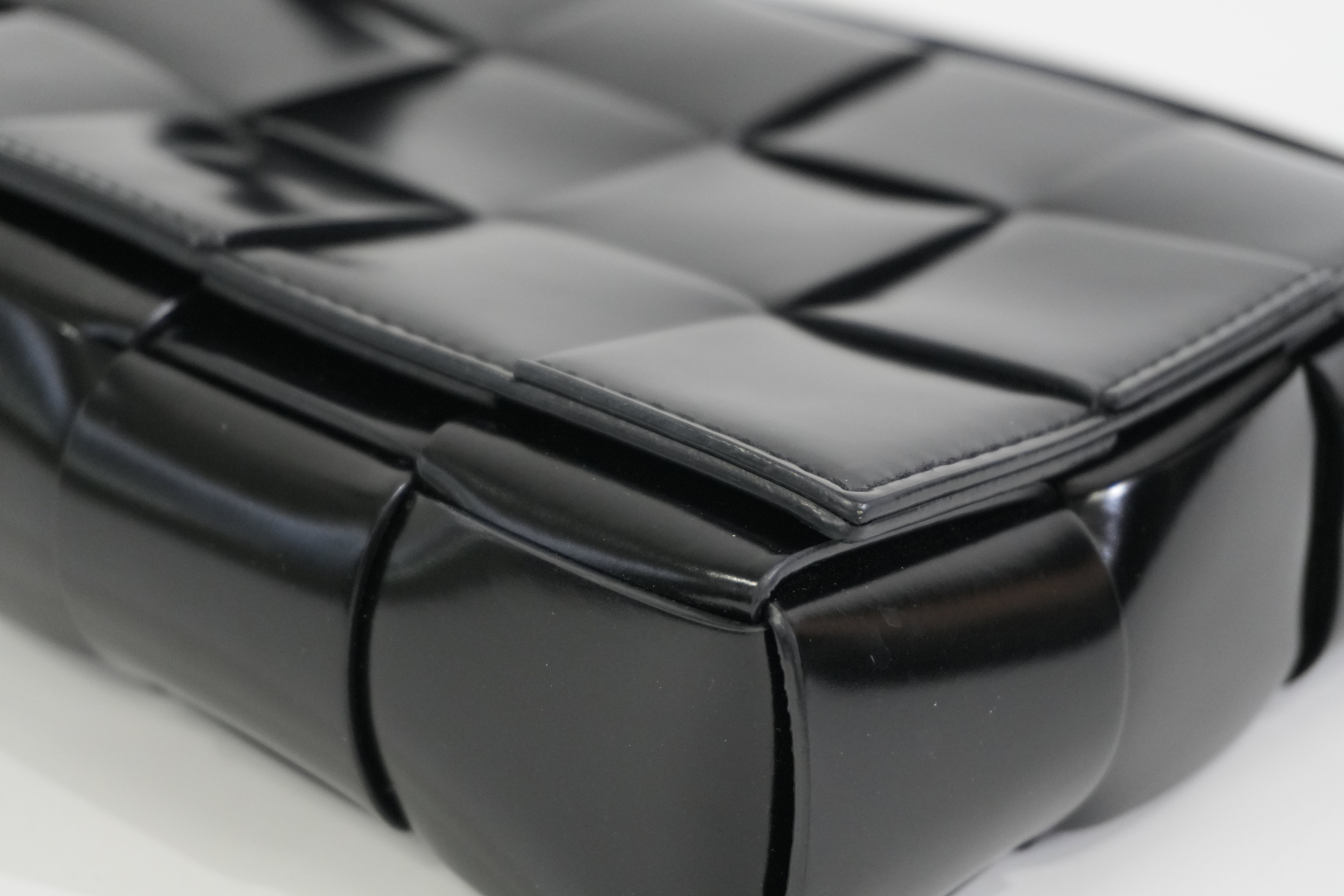 Pre-owned Bottega Veneta Cassette Padded Shoulder Bag Black