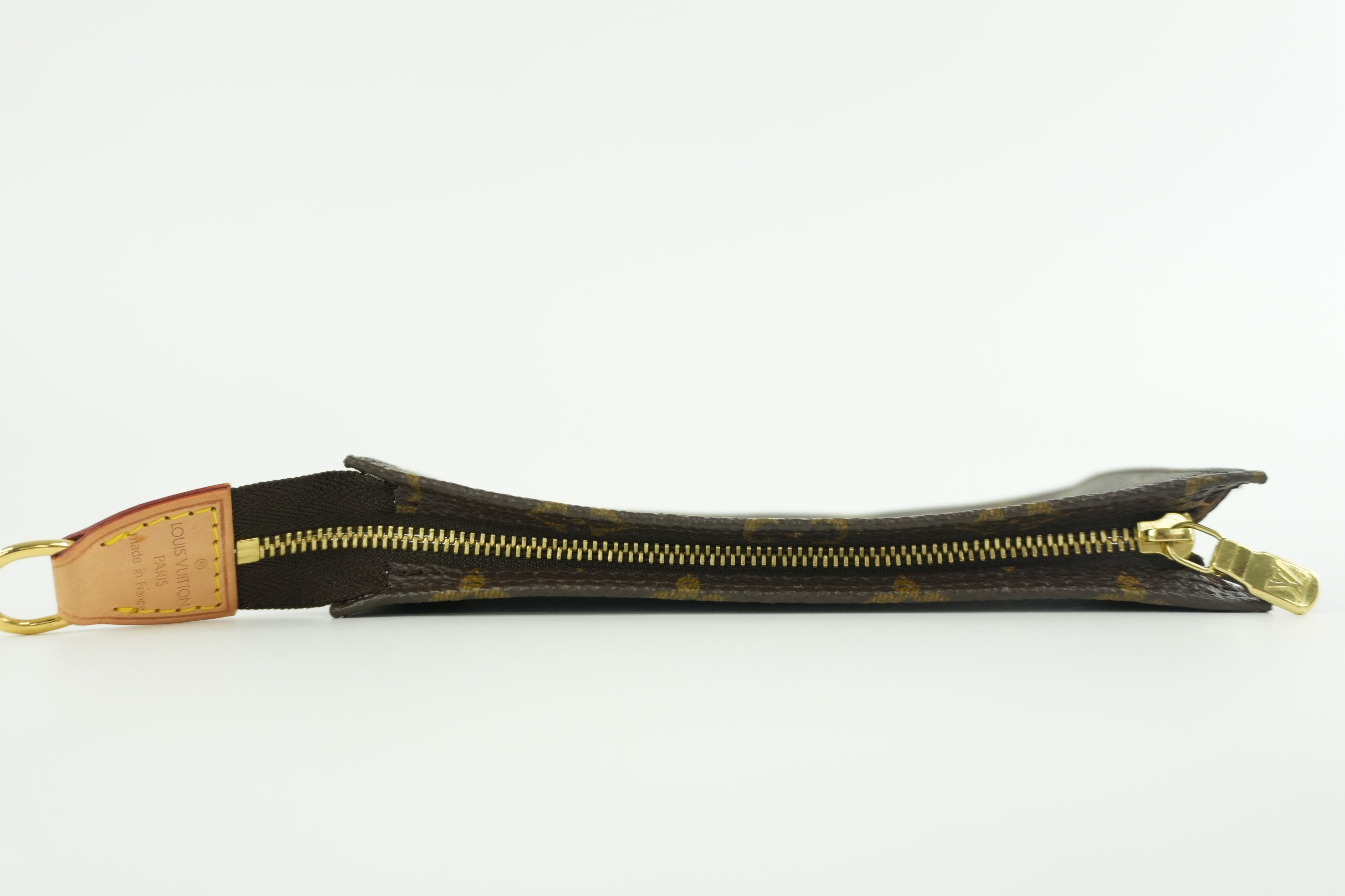 Pre-owned Louis Vuitton Monogram Pouch