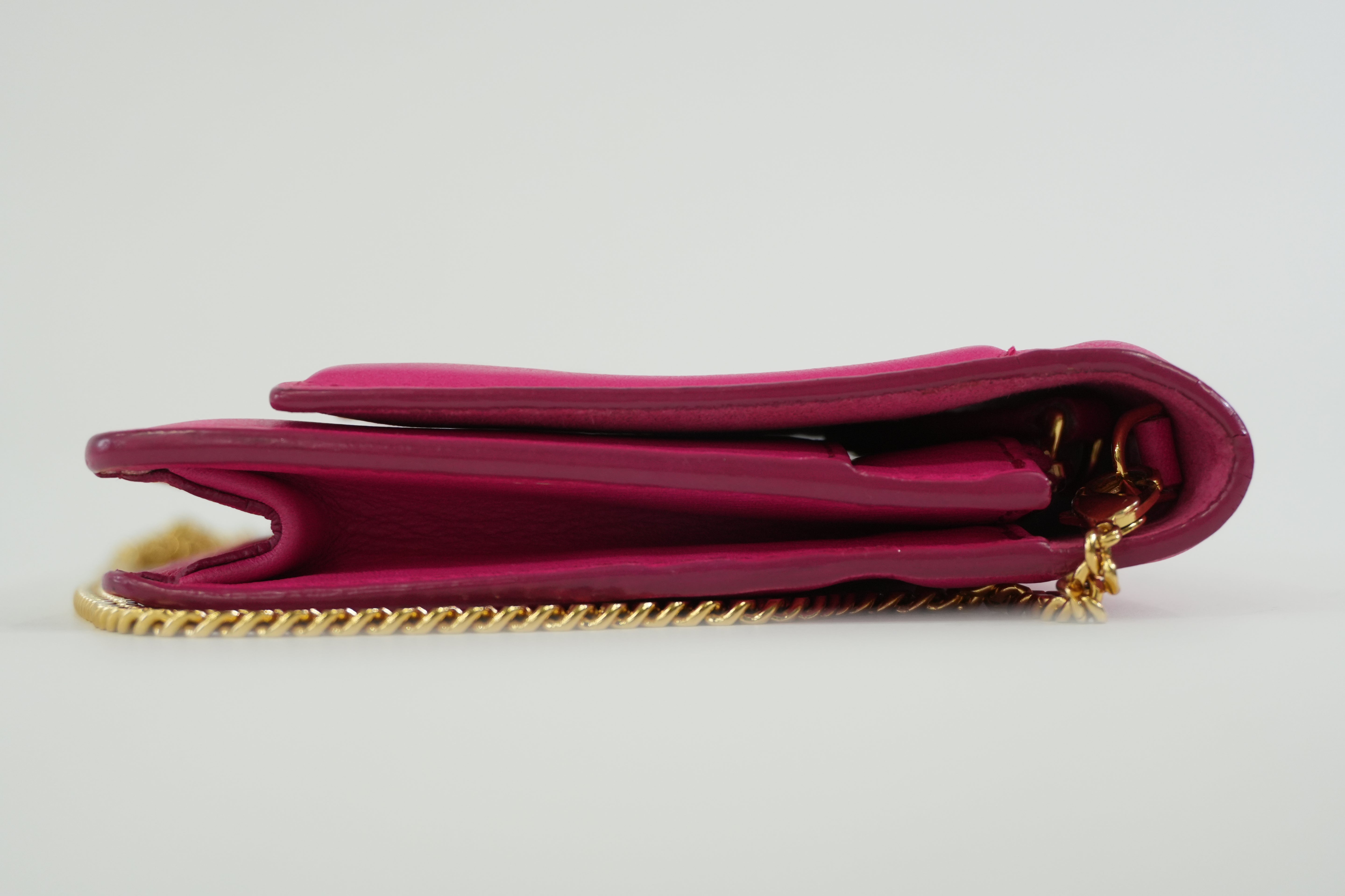 Pre-owned Fendi Wallet on Chain Pink