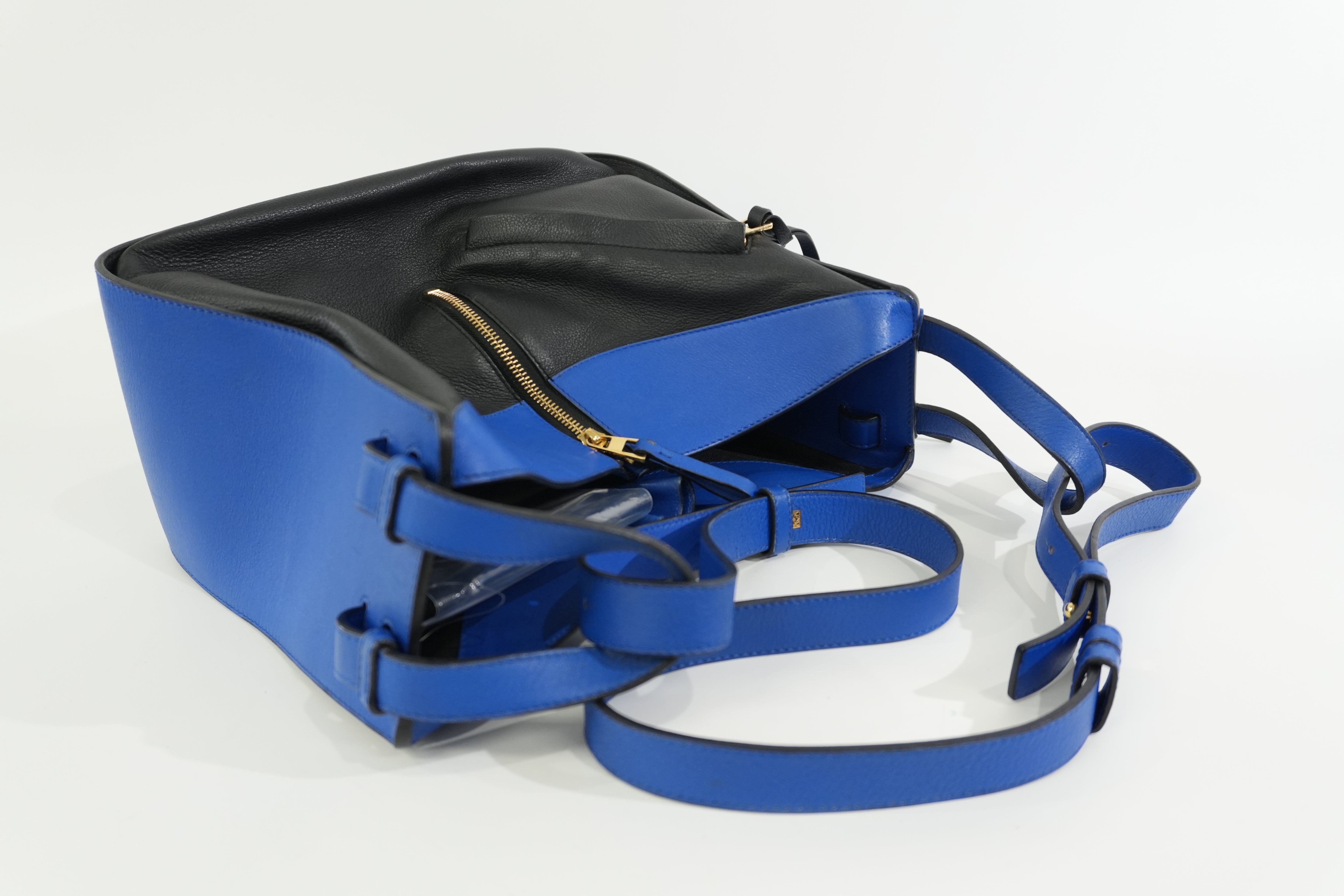 Pre-owned Loewe Hammock Shoulder Bag Blue and Black