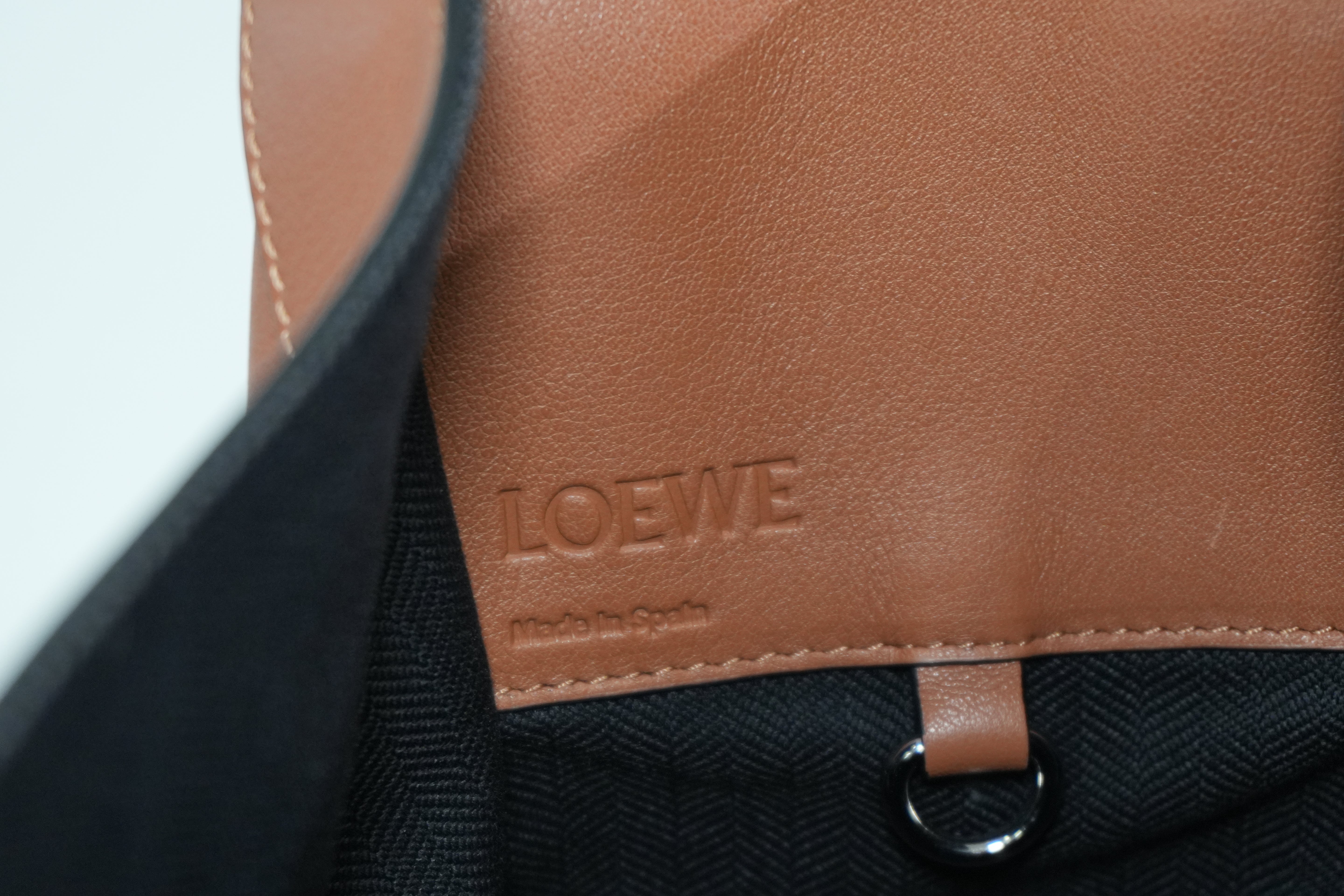 Pre-owned Loewe Hammock Shoulder Bag Brown