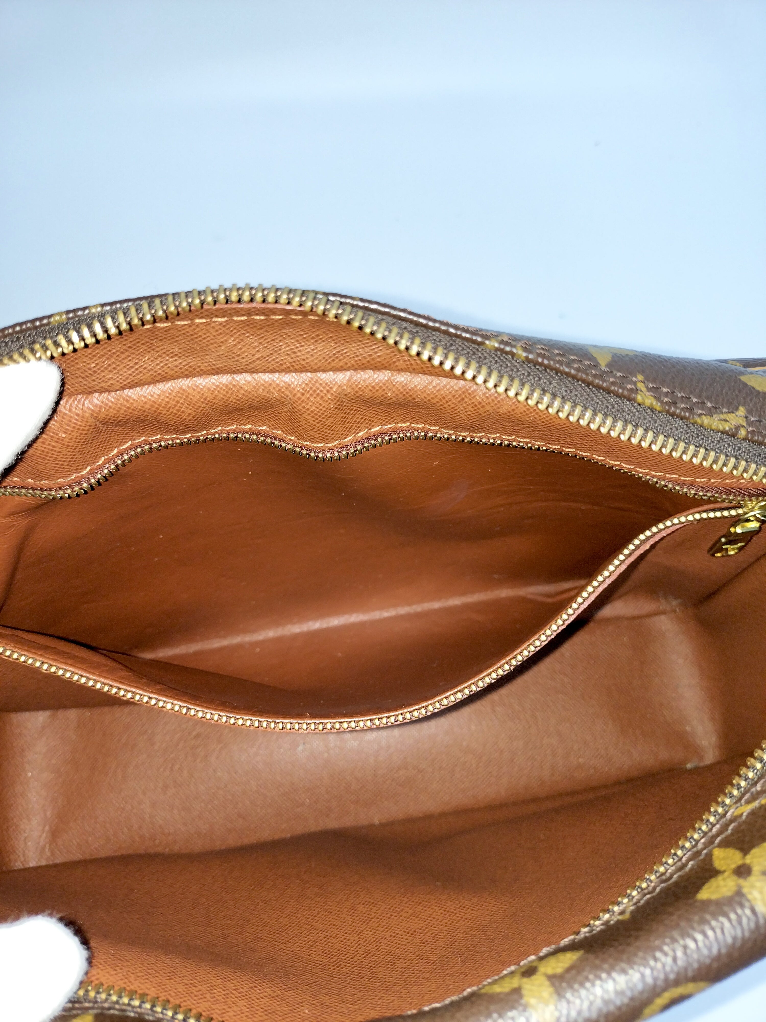 Louis Vuitton Trocadero 30 Shoulder Bag Used