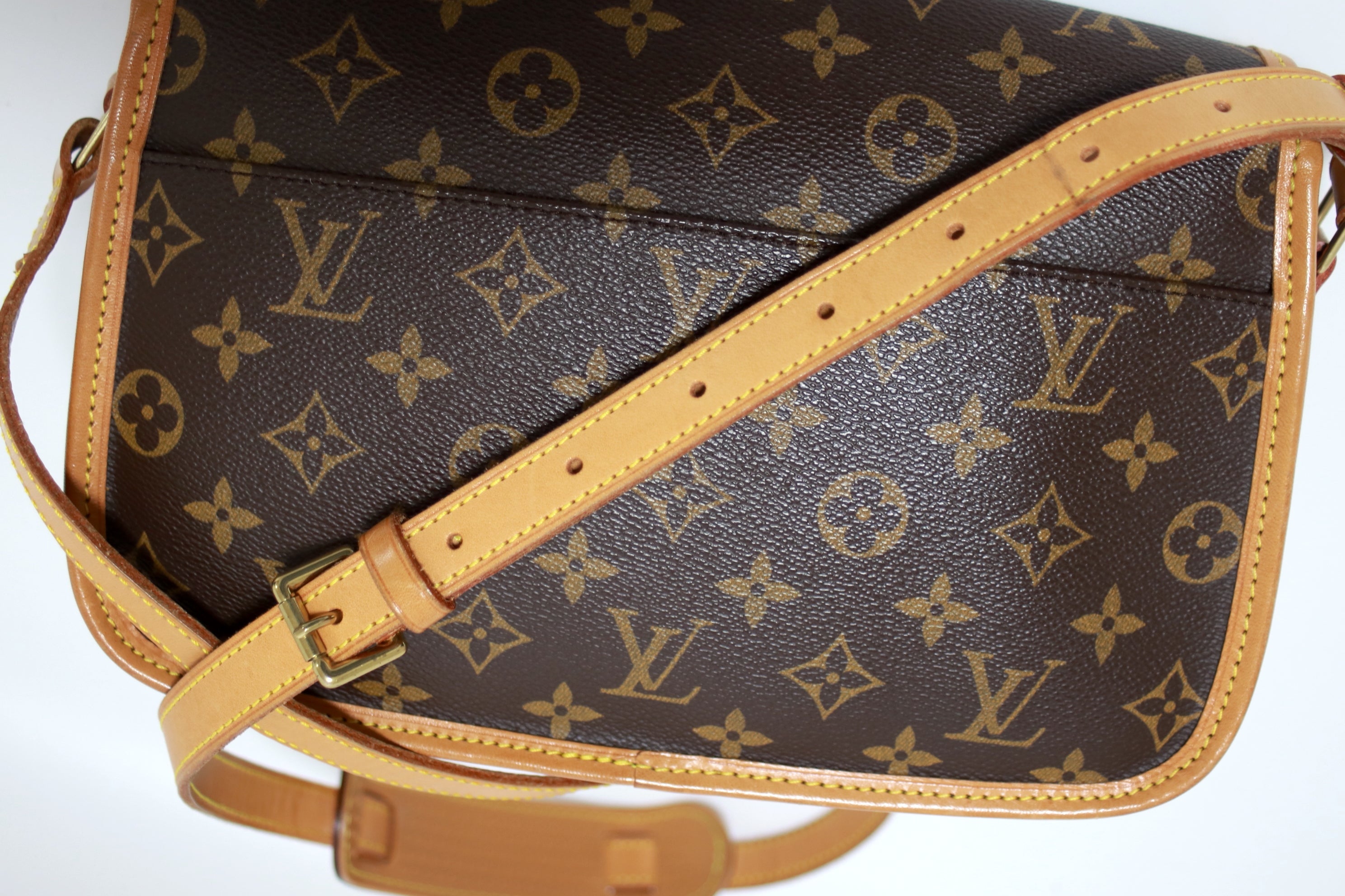 Borsa a tracolla Louis Vuitton Sologne usata