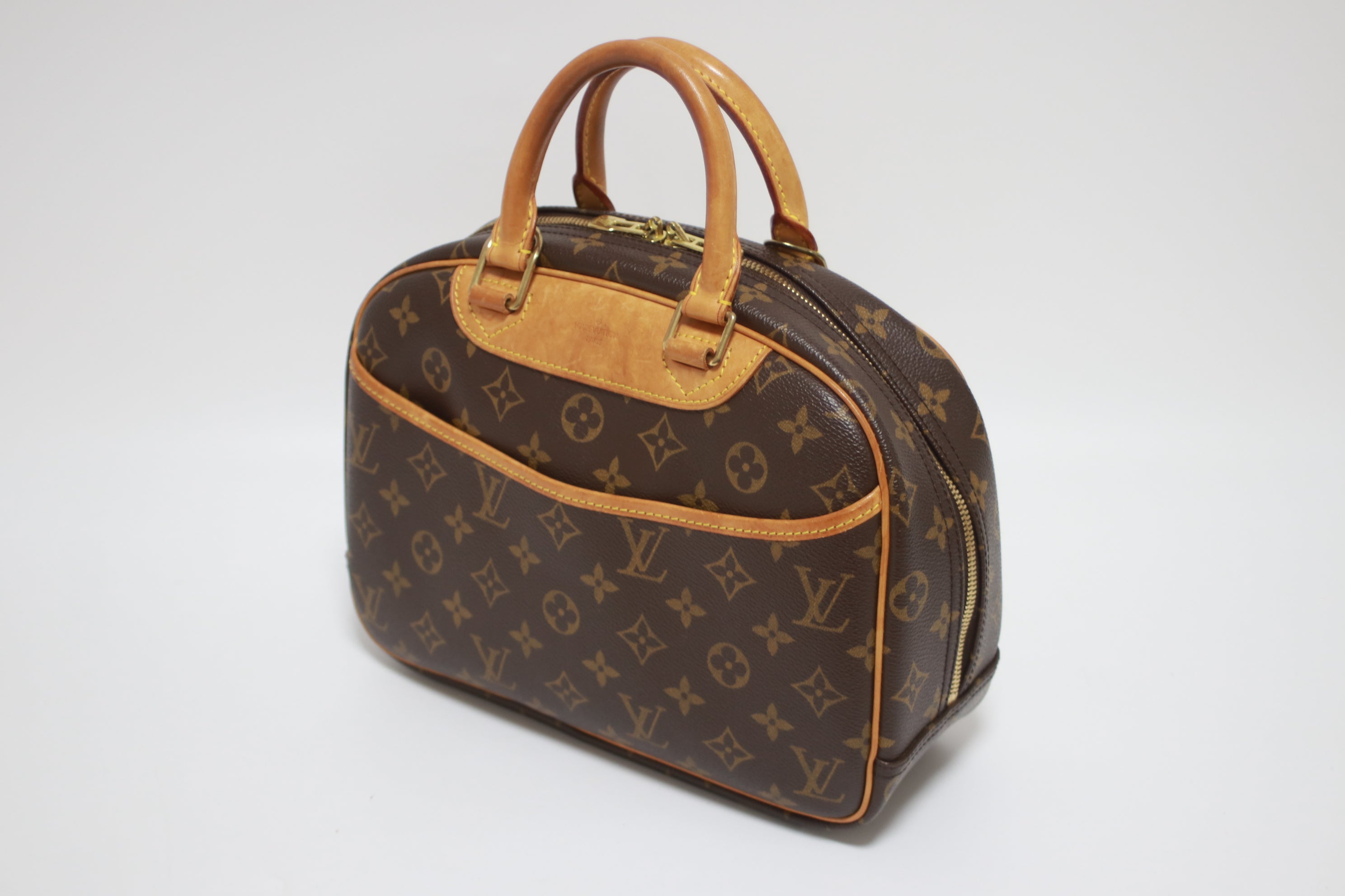 Louis Vuitton Trouville PM Handbag Used