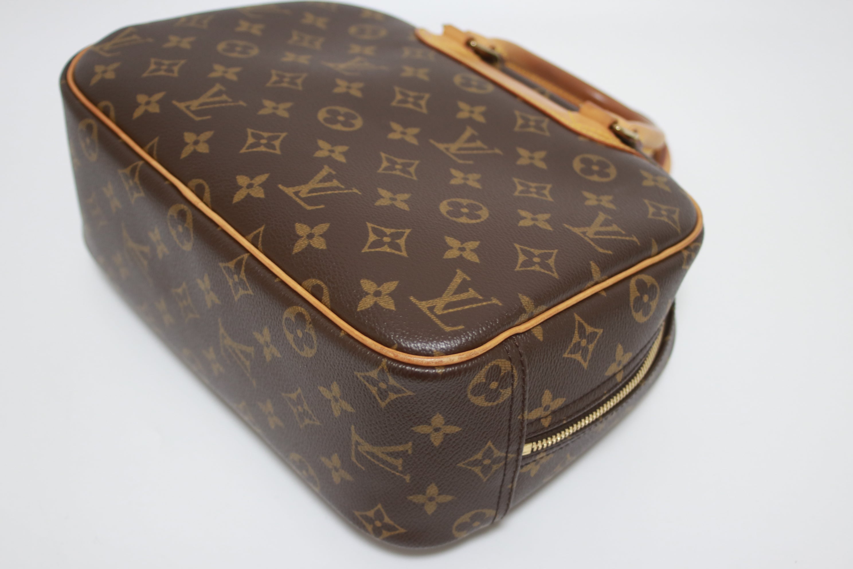 ルイヴィトン トゥルーヴィルPM ハンドバッグ 中古