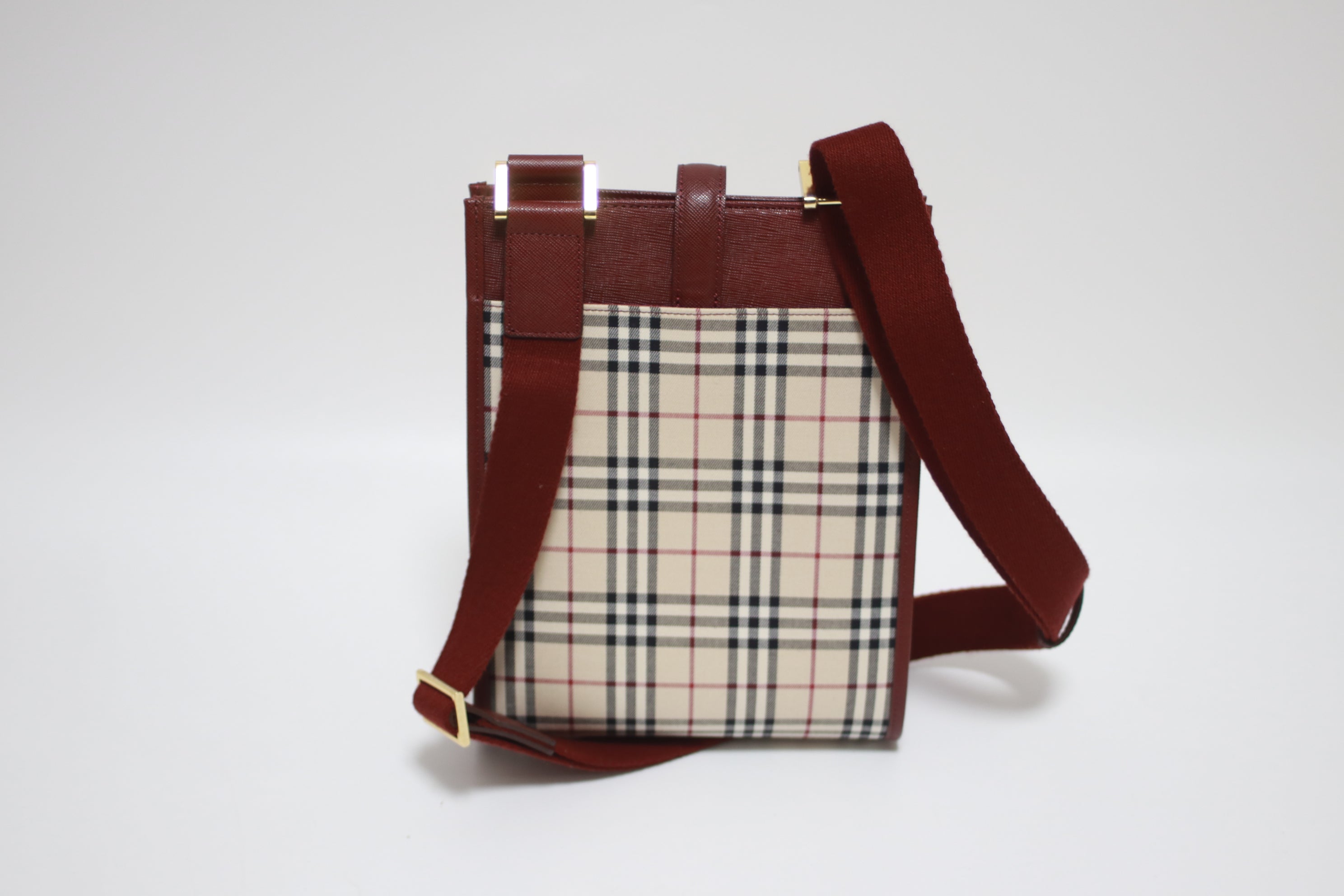 Burberry Shoulder Bag Wine color and beige Used