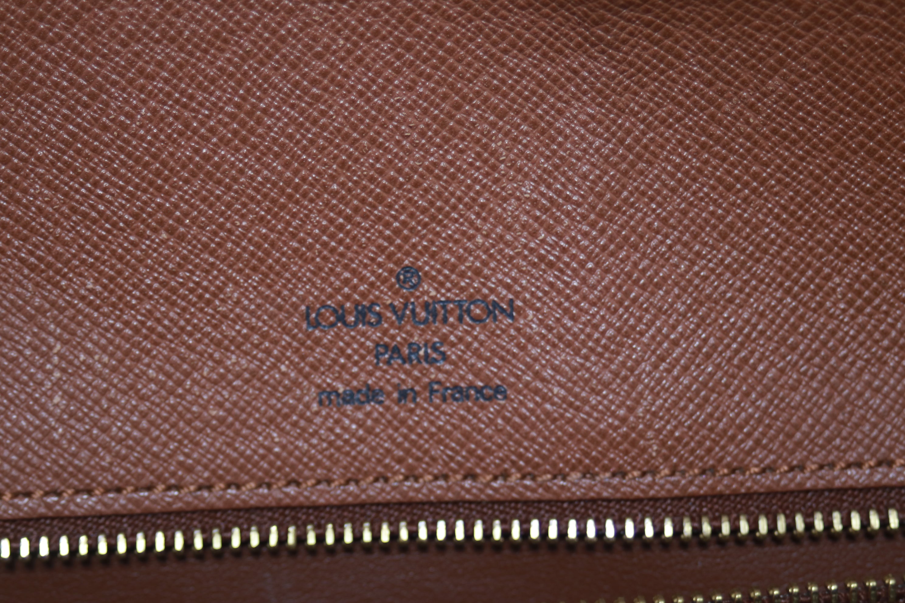 Louis Vuitton Saint Cloud GM Shoulder Bag No Stickiness Used