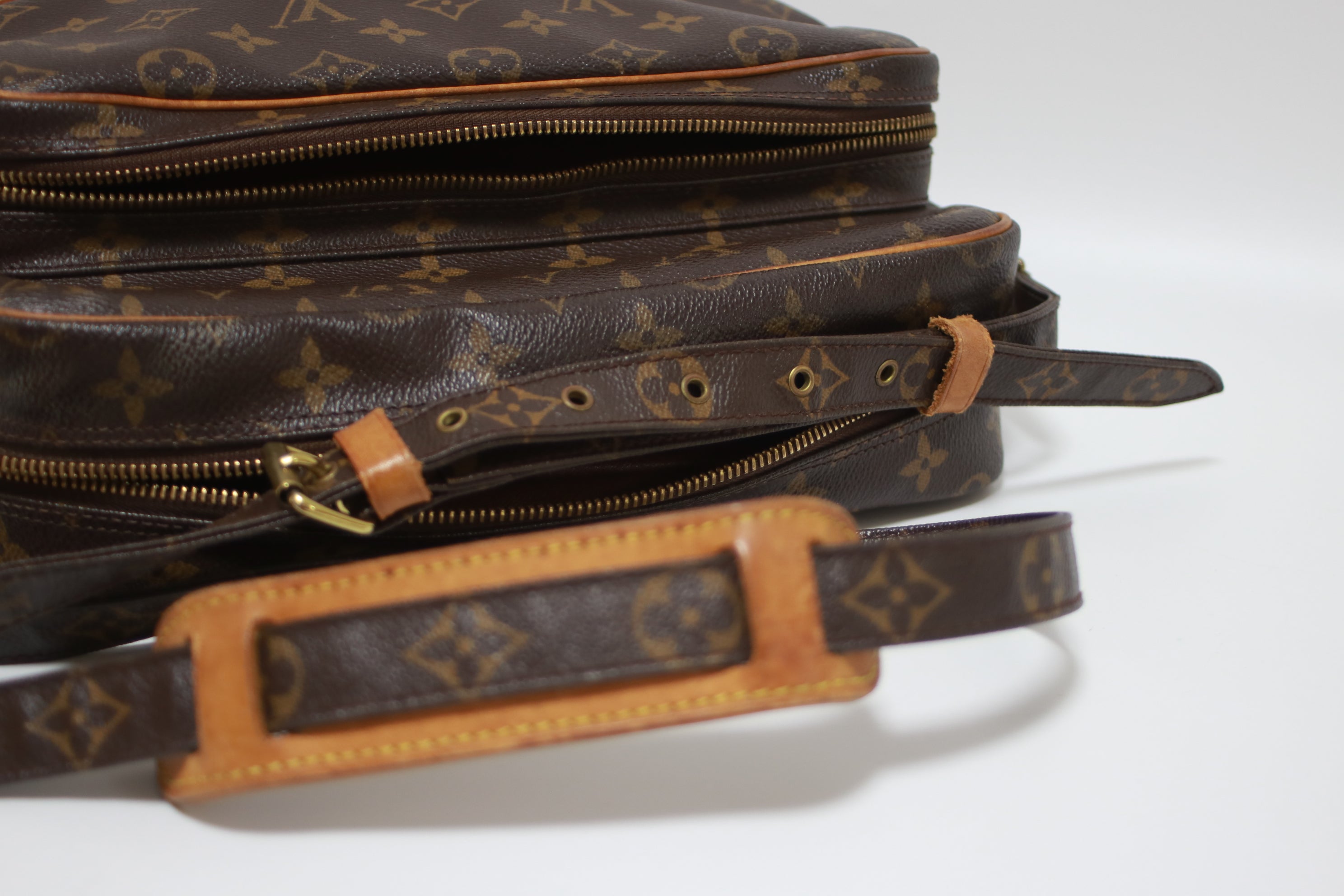 Borsa a tracolla Louis Vuitton Nil usata