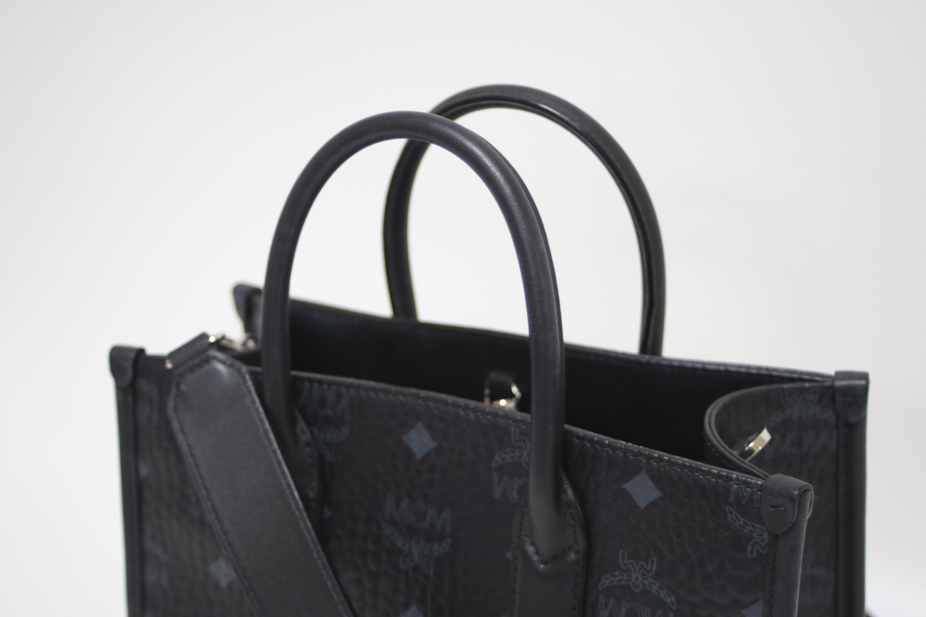 MCM Embossed Munchen Shoulder Tote Bag Used