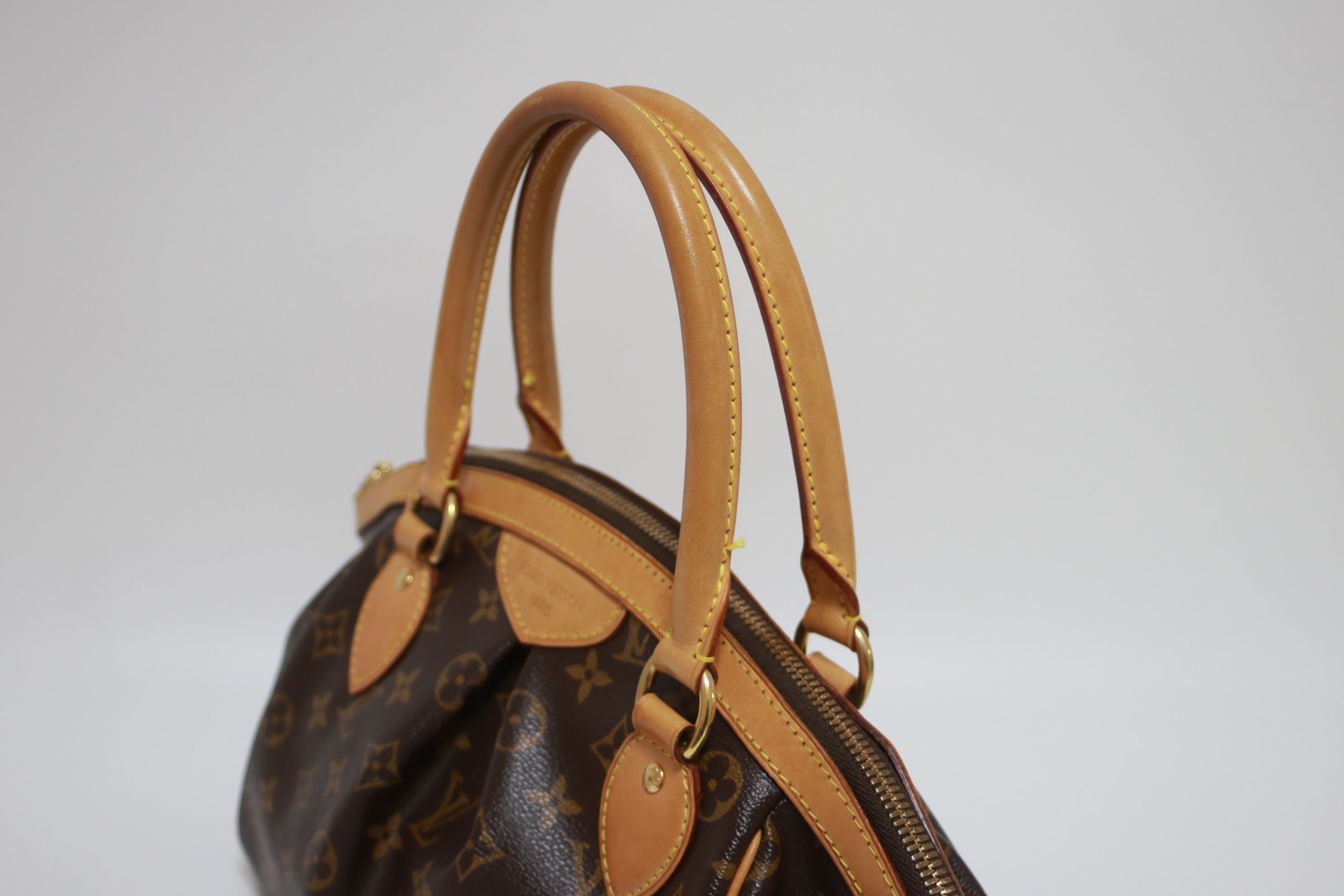 Louis Vuitton Tivoli PM Handbag Used