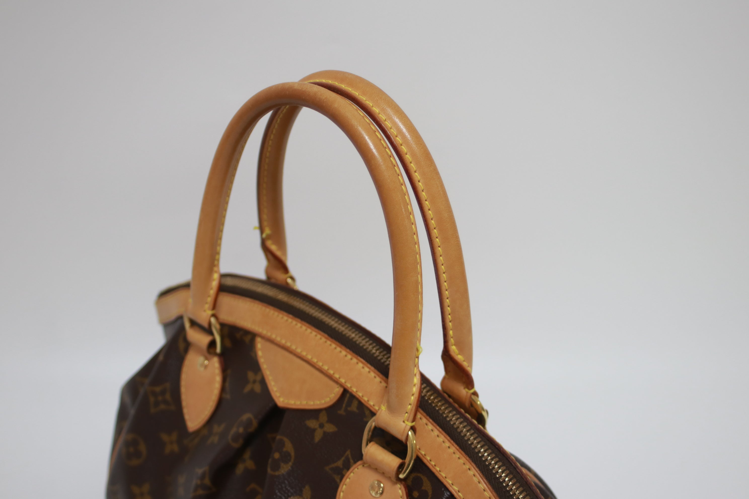 Louis Vuitton Tivoli PM Handbag Used