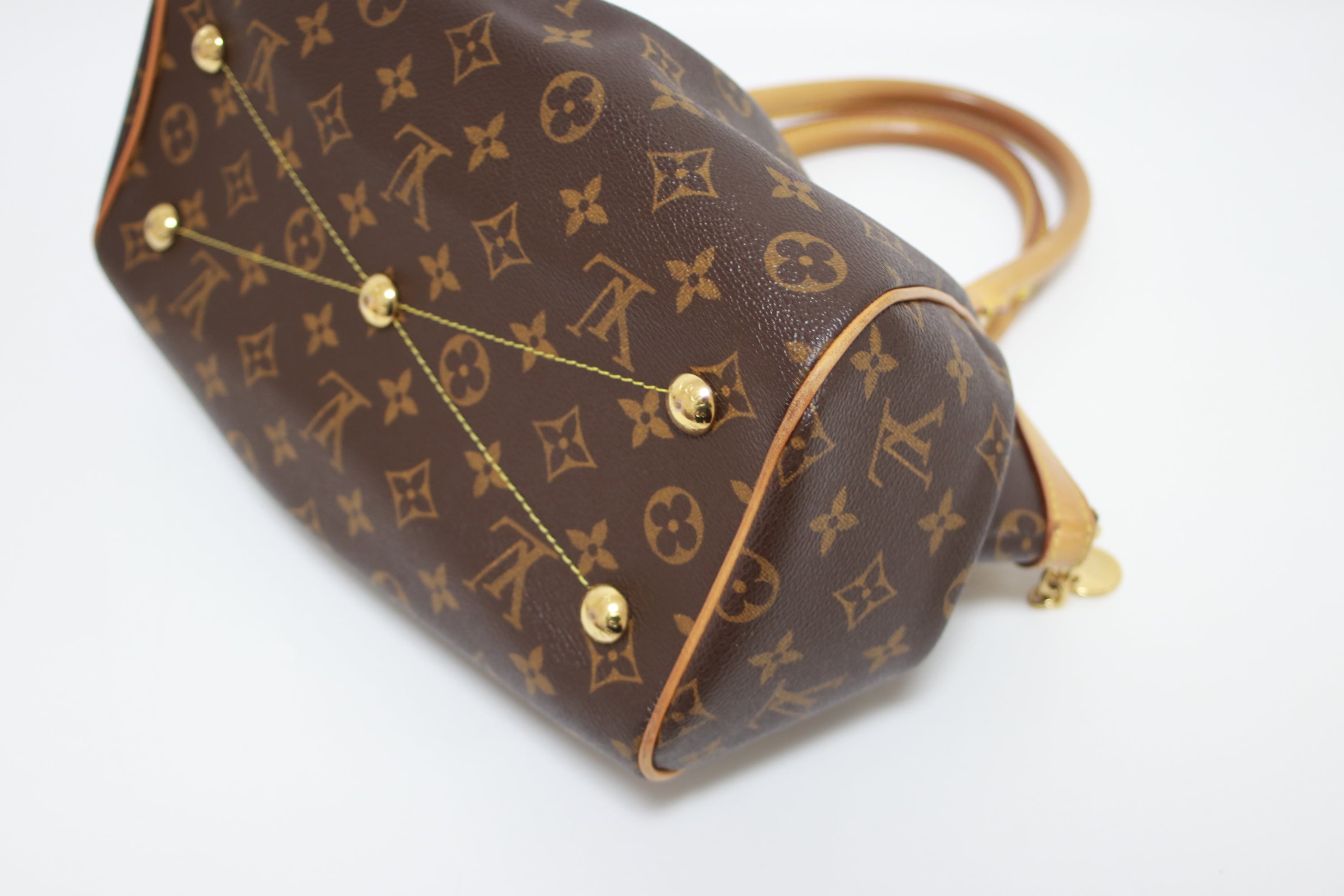 Louis Vuitton Tivoli PM Handbag Used