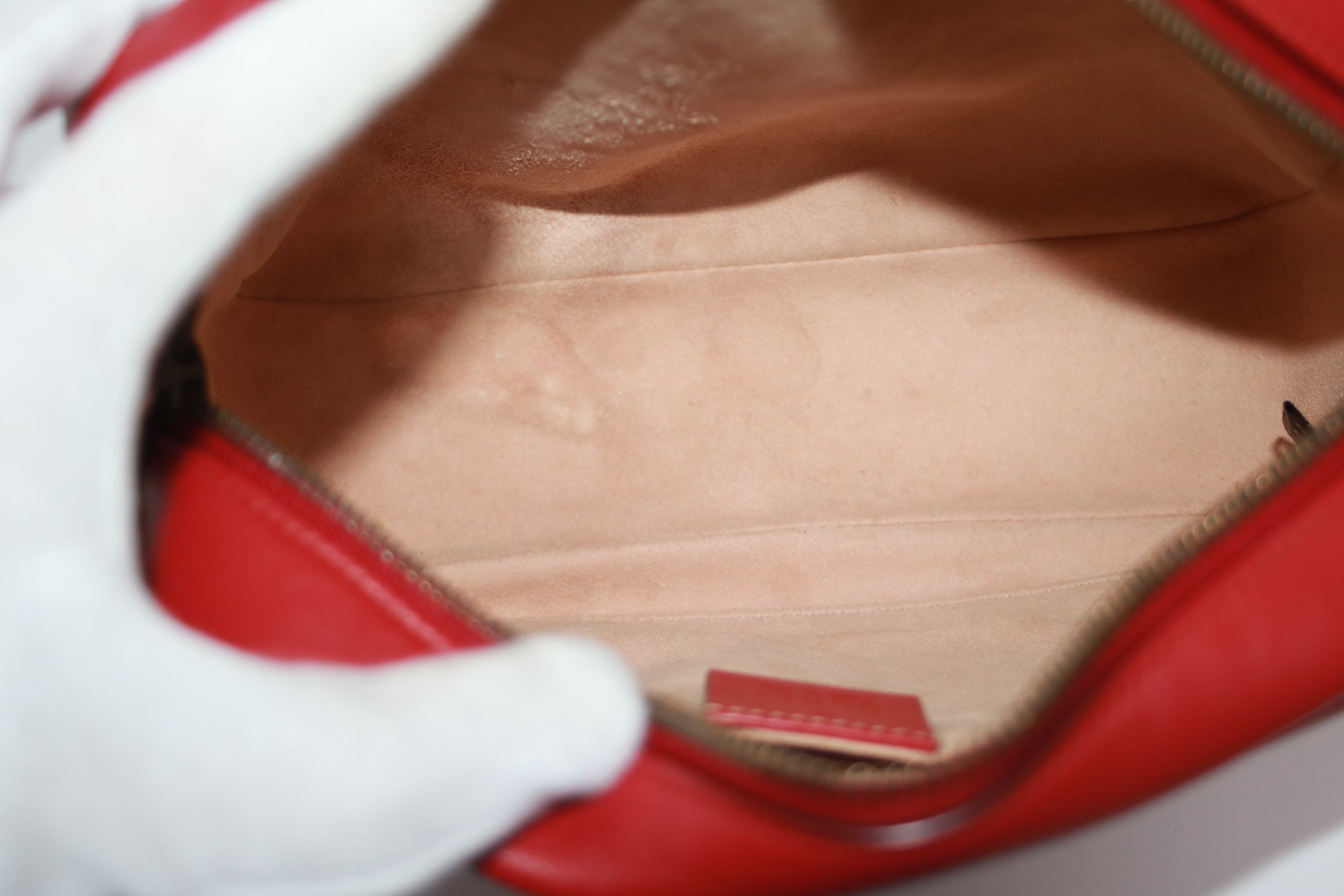 Gucci Marmont Borsa a tracolla piccola rossa usata