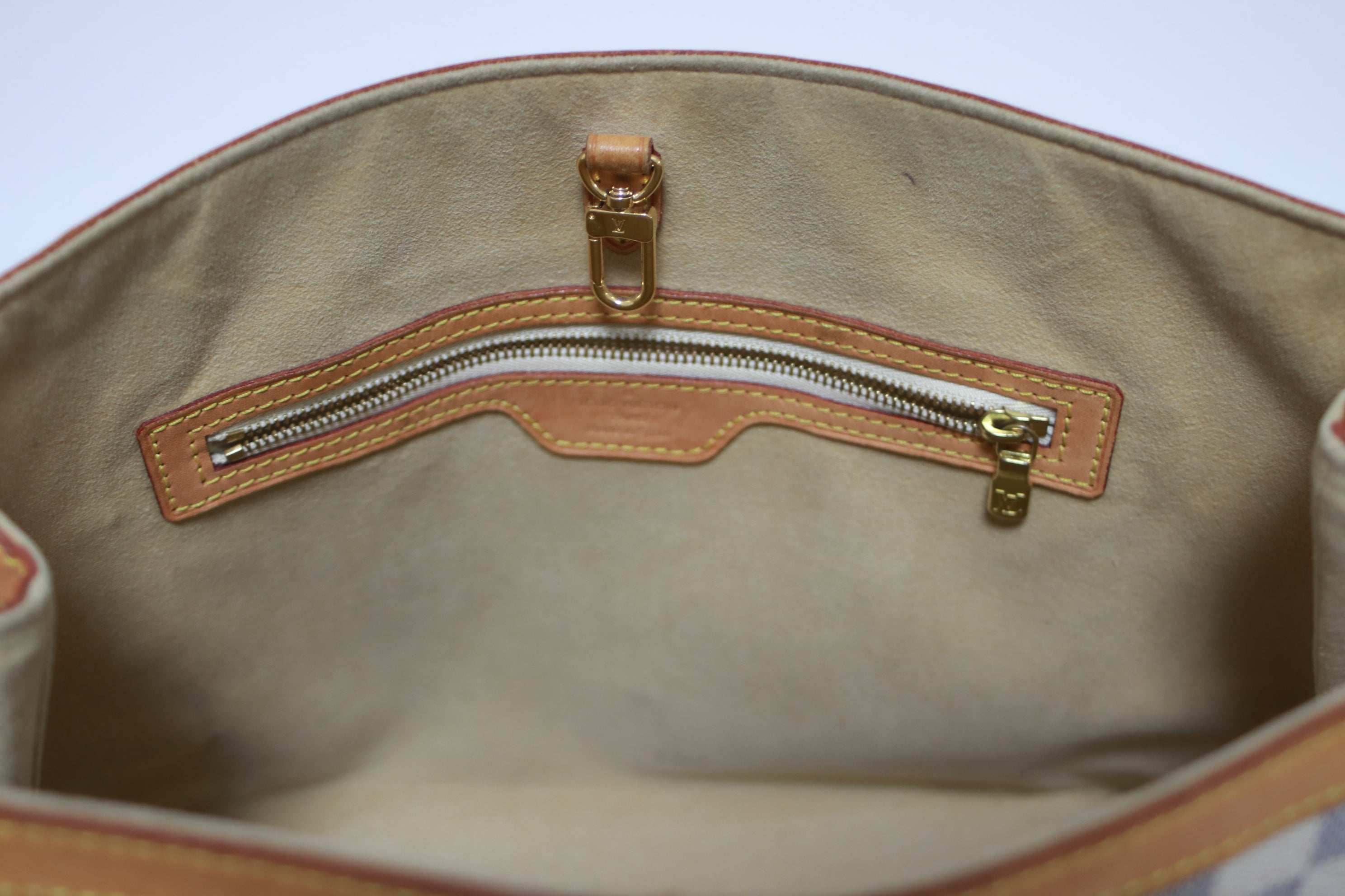 Louis Vuitton Hampstead PM Damier Azur Shoulder Bag Used