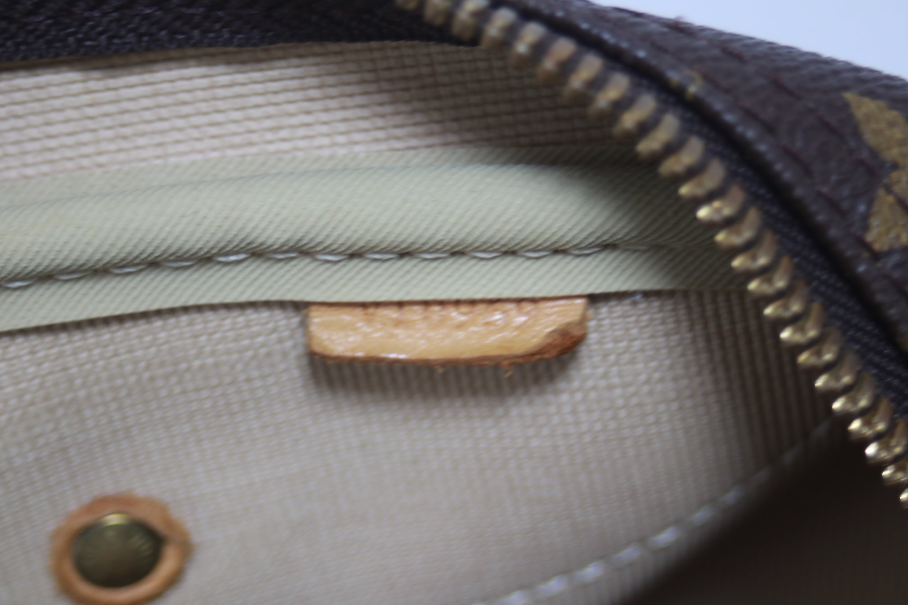 Louis Vuitton Evasion Sports Travel Bag Used