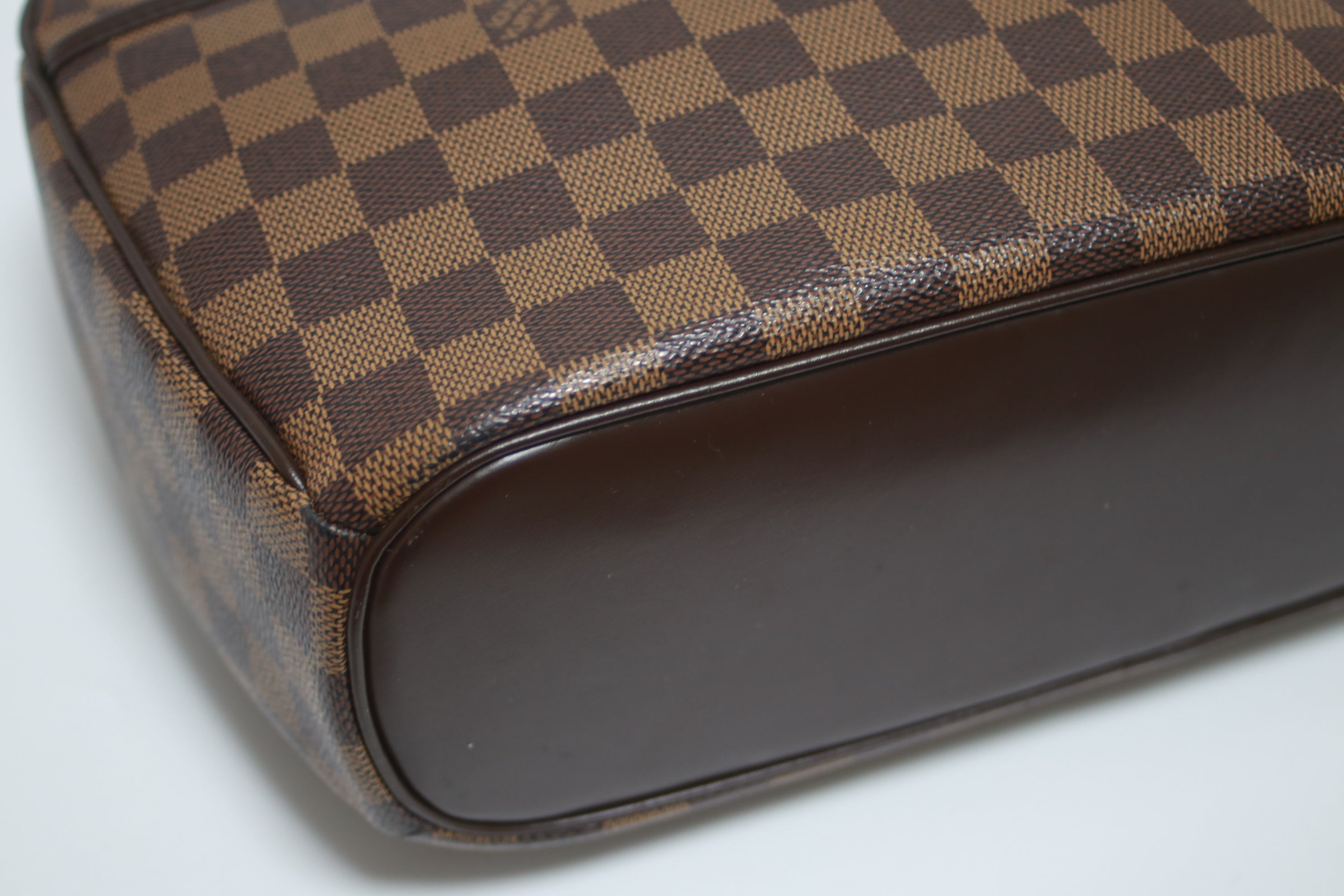 Borsa Louis Vuitton Sarria Damier Ebene usata