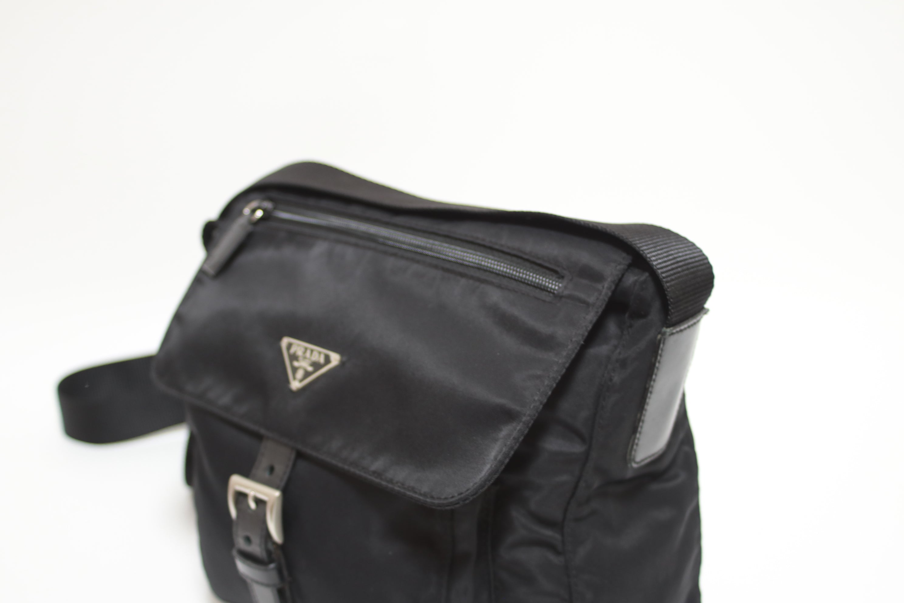 Borsa a tracolla in nylon Prada usata