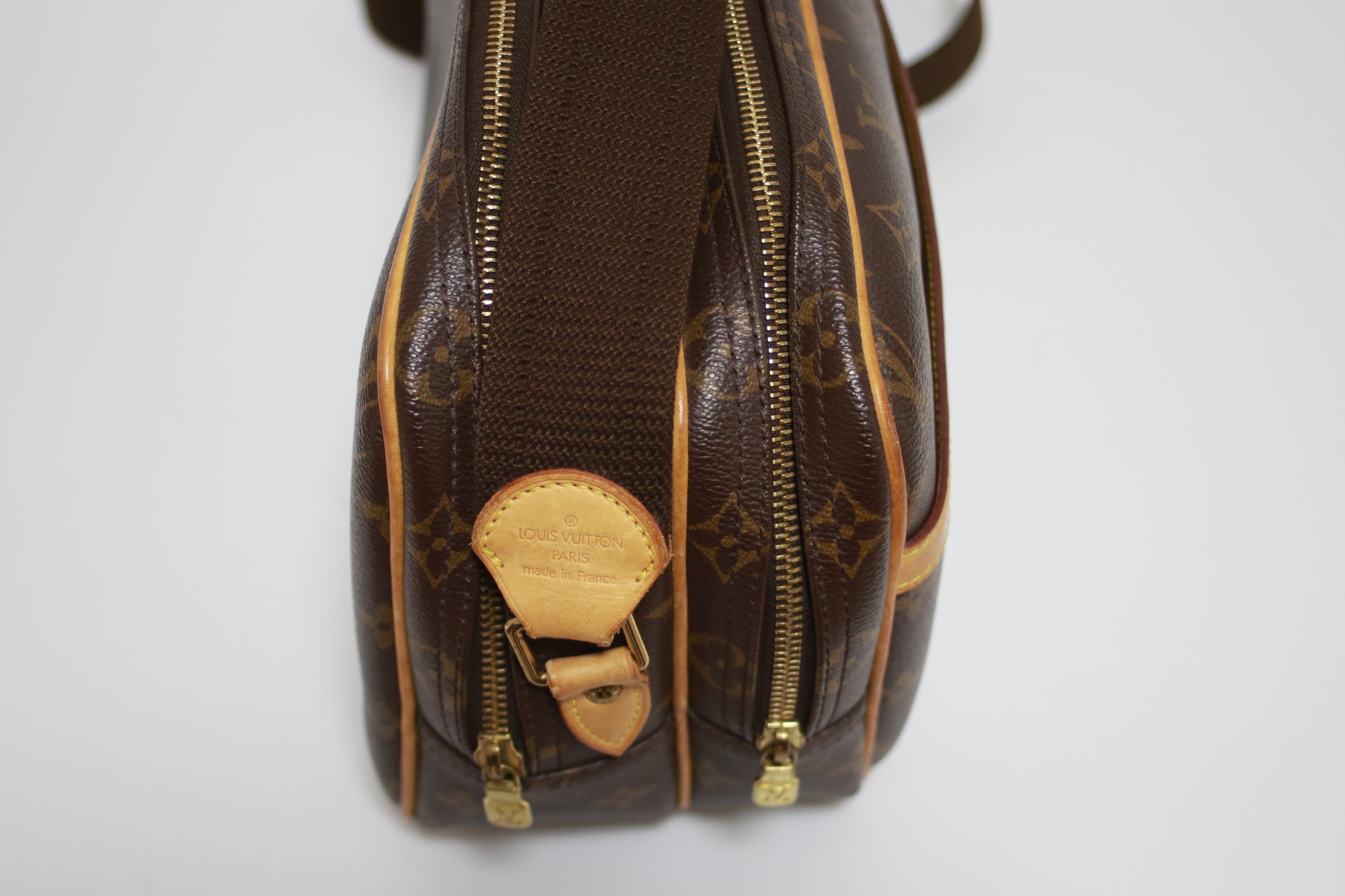 Louis Vuitton Reporter PM Messenger Bag Used