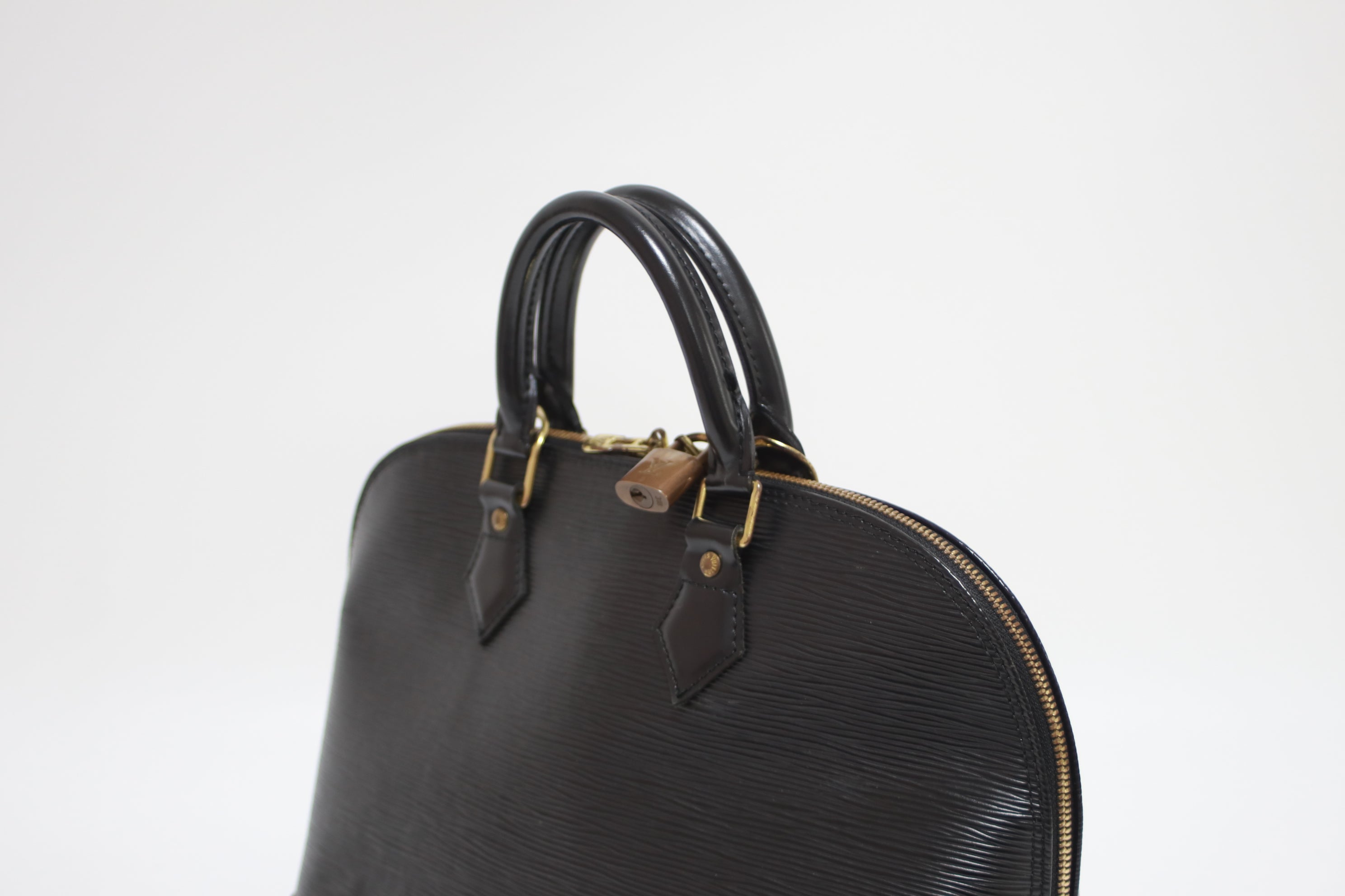 Louis Vuitton Alma PM Epi Leather Handbag Black Used