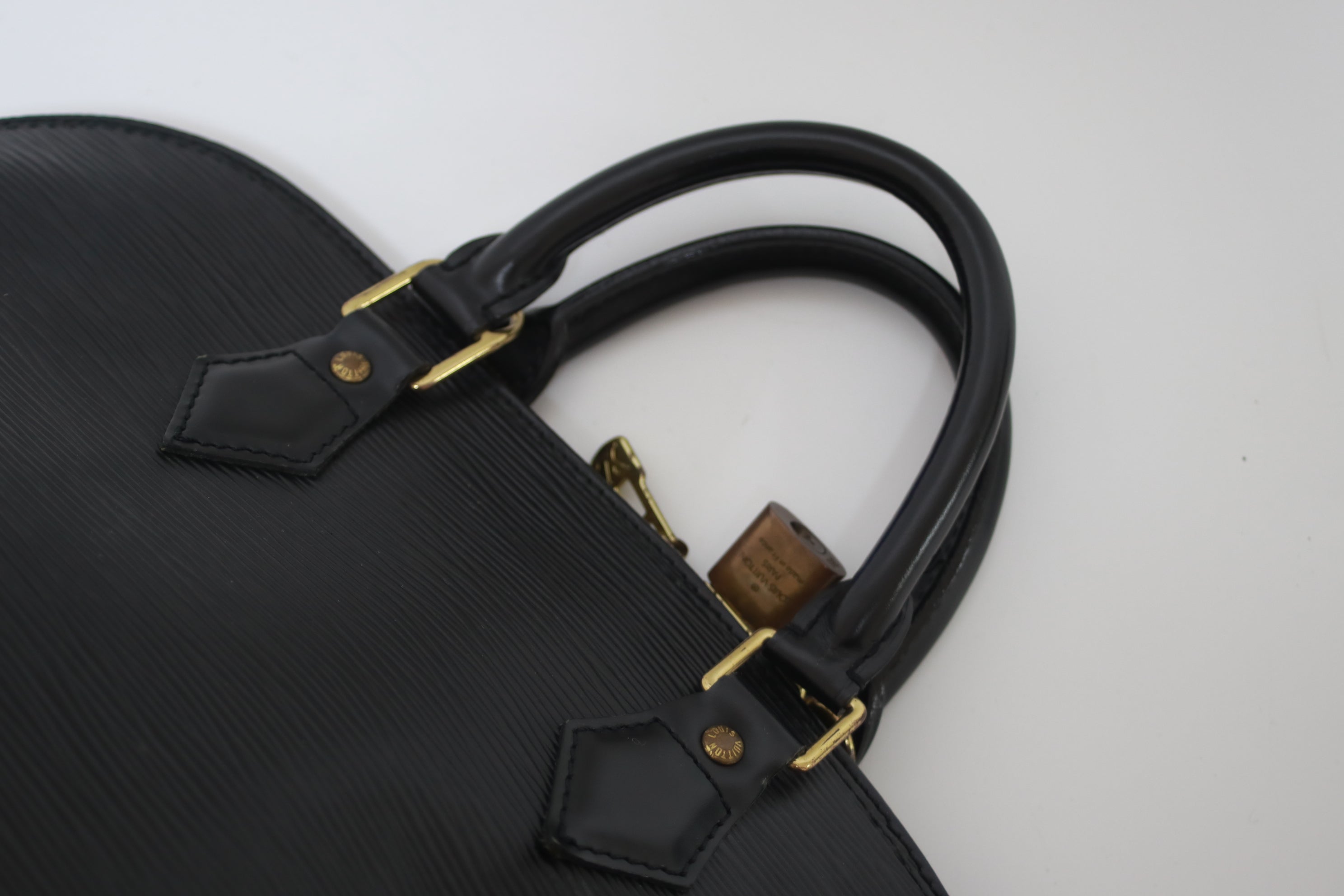 Louis Vuitton Alma PM Epi Leather Handbag Black Used