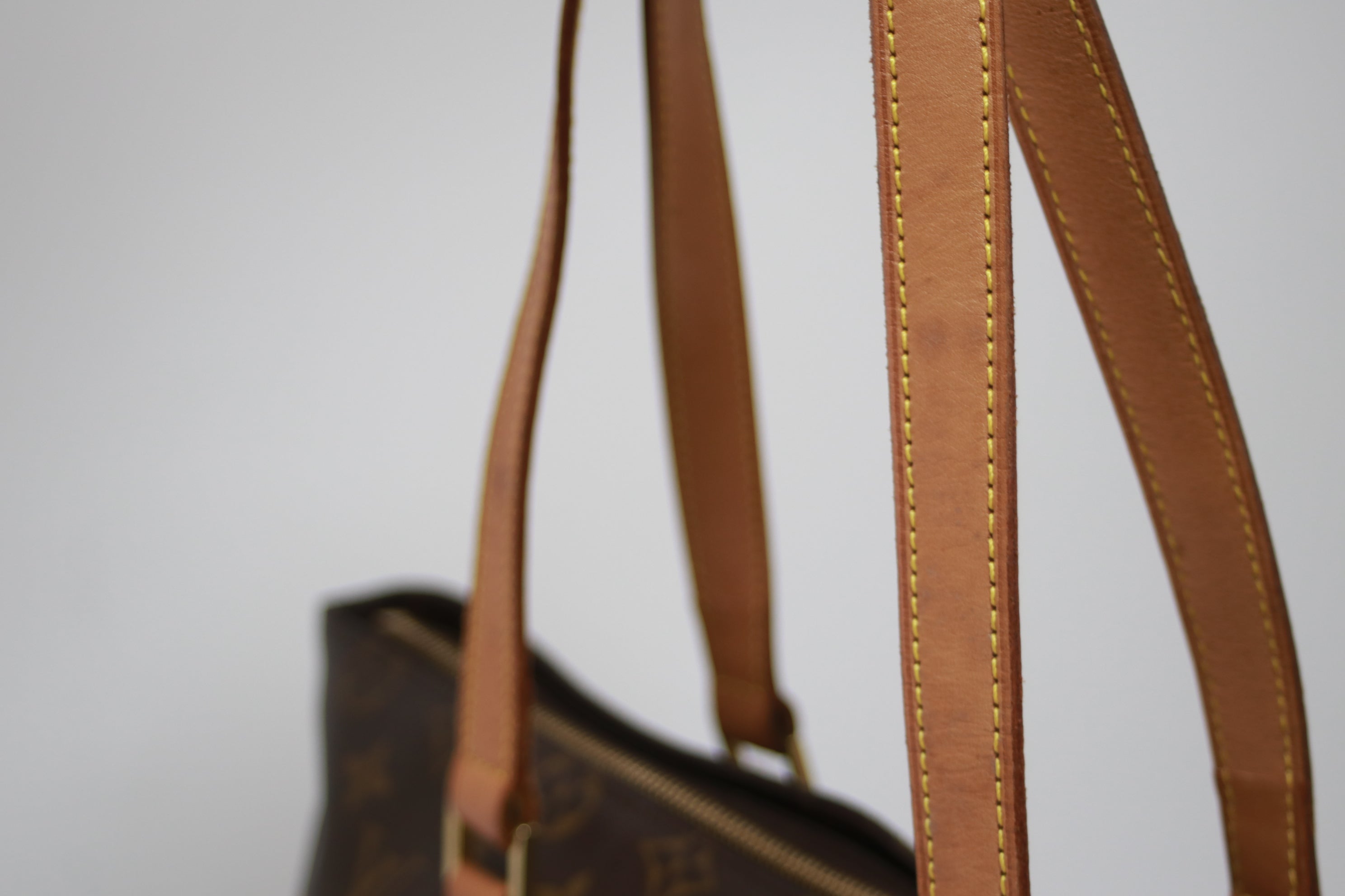 Louis Vuitton Cabas Mezzo Shoulder Tote Bag Used