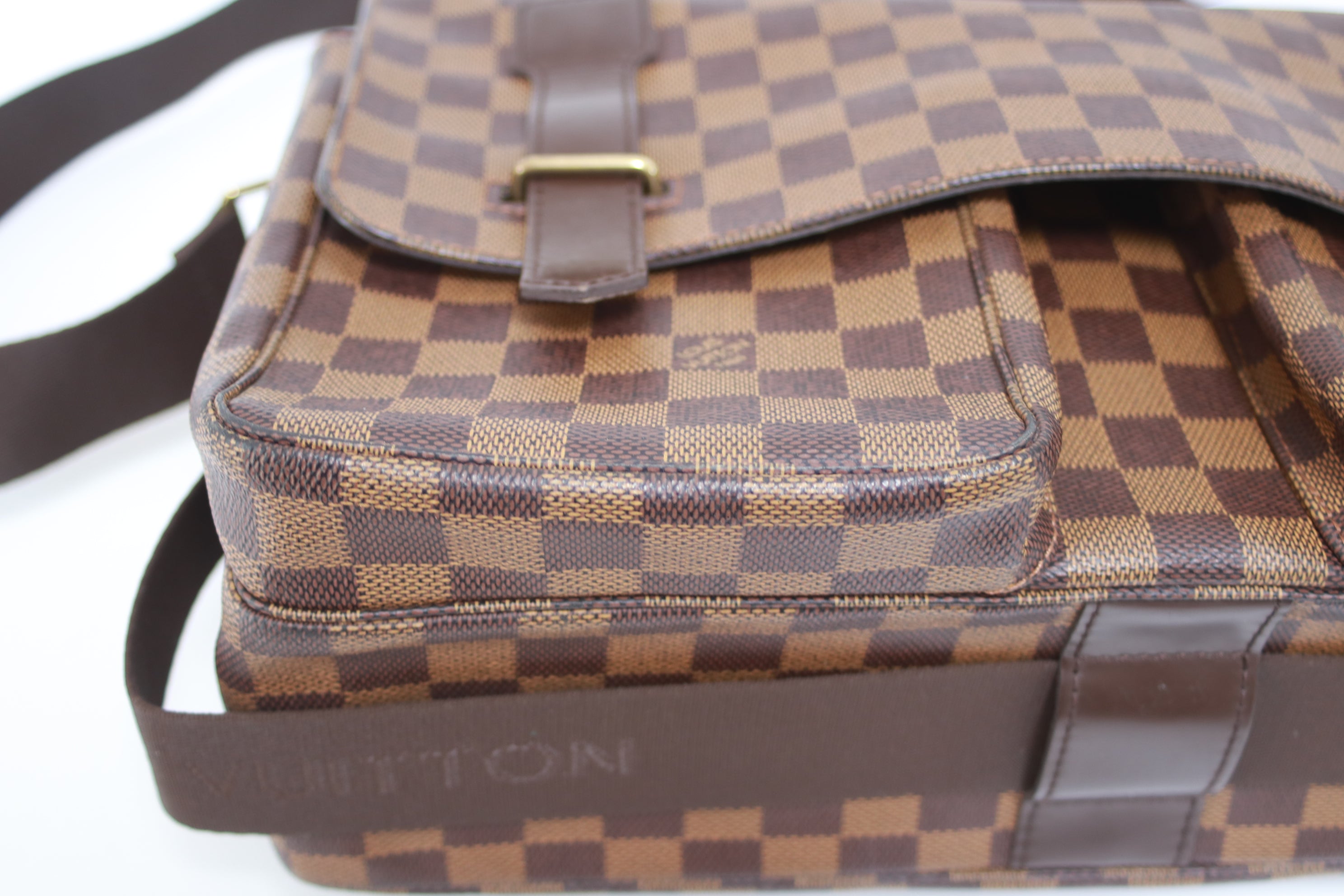 Louis Vuitton Broadway Damier Ebene Messenger Bag Used