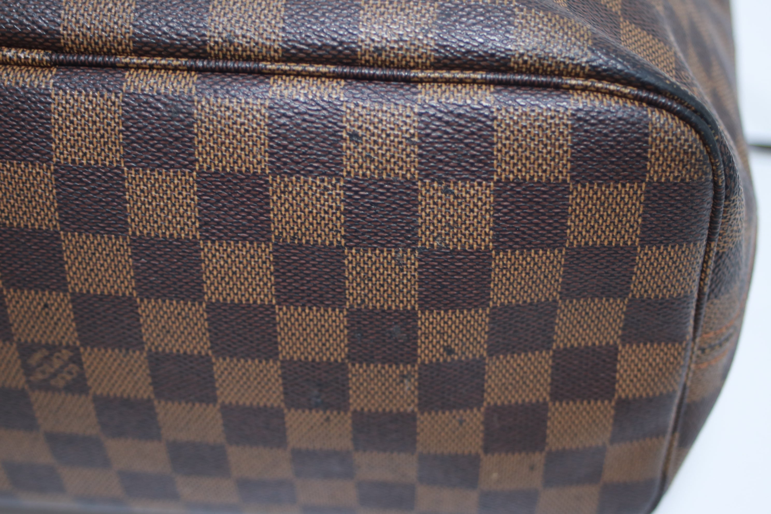Louis Vuitton Neverfull MM Damier Ebene Tote Bag Used