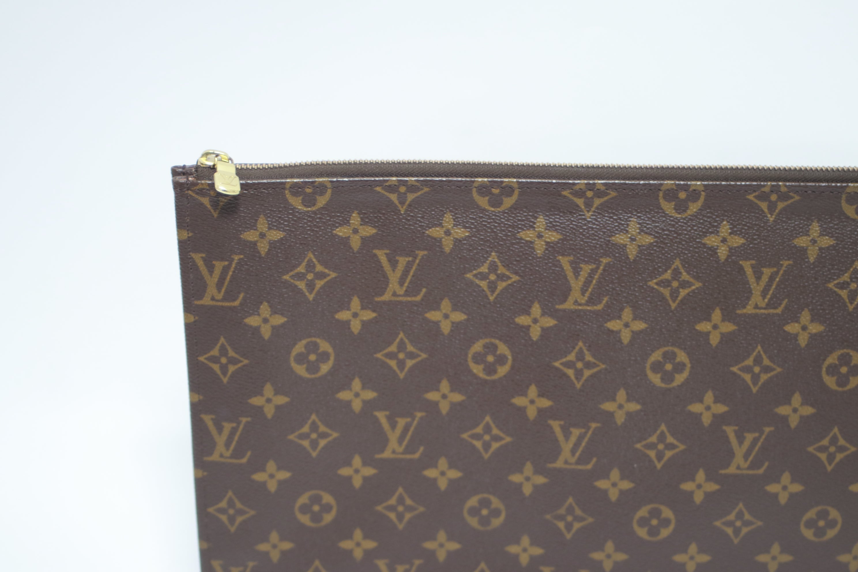 Louis Vuitton Pochette Document Holder Used